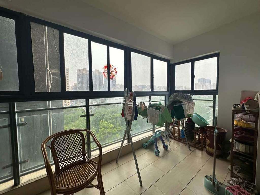 5000买城南精装好楼层！享受5分.钟生活圈！