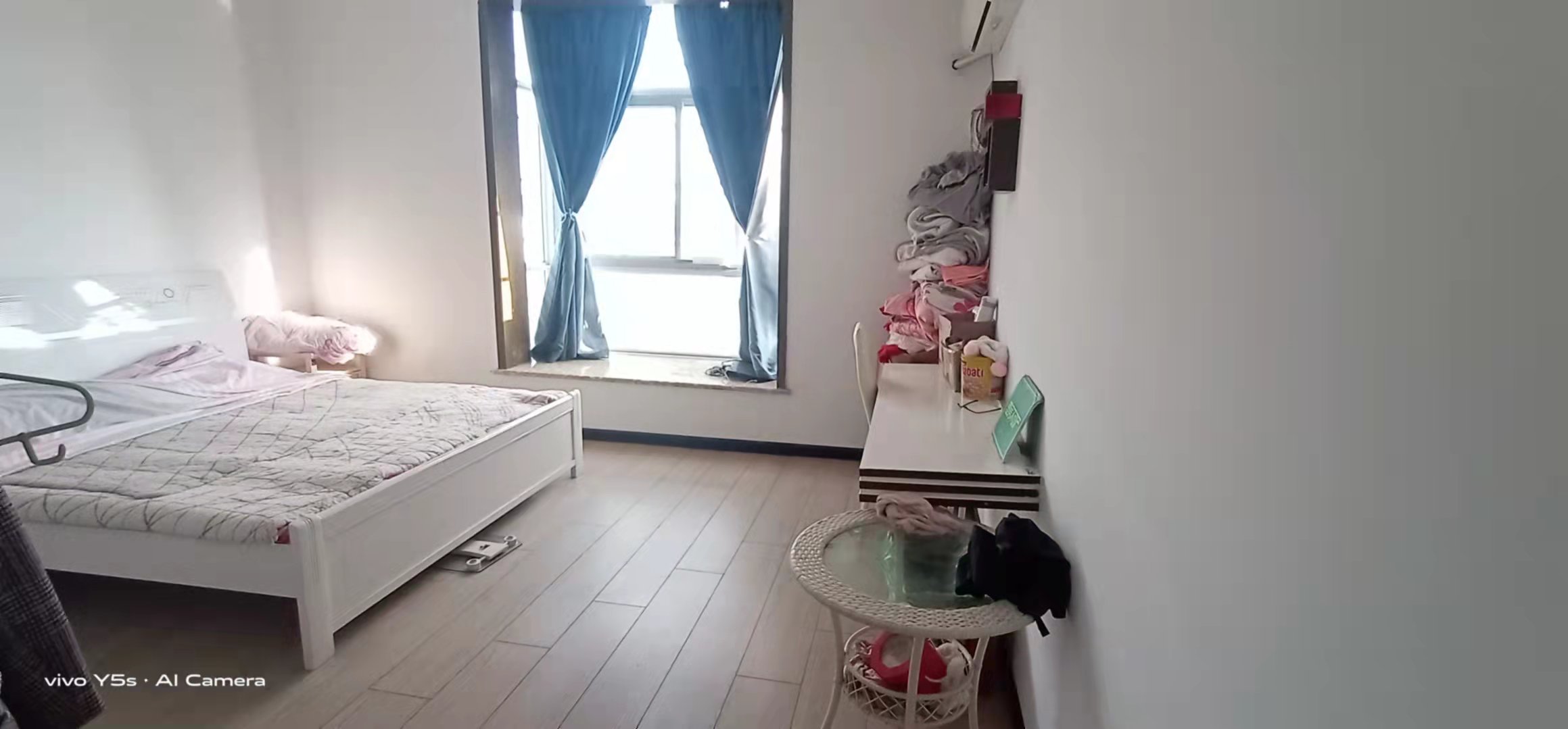 水岸人家精装三房，江景房，江滩公园旁，诚意出售