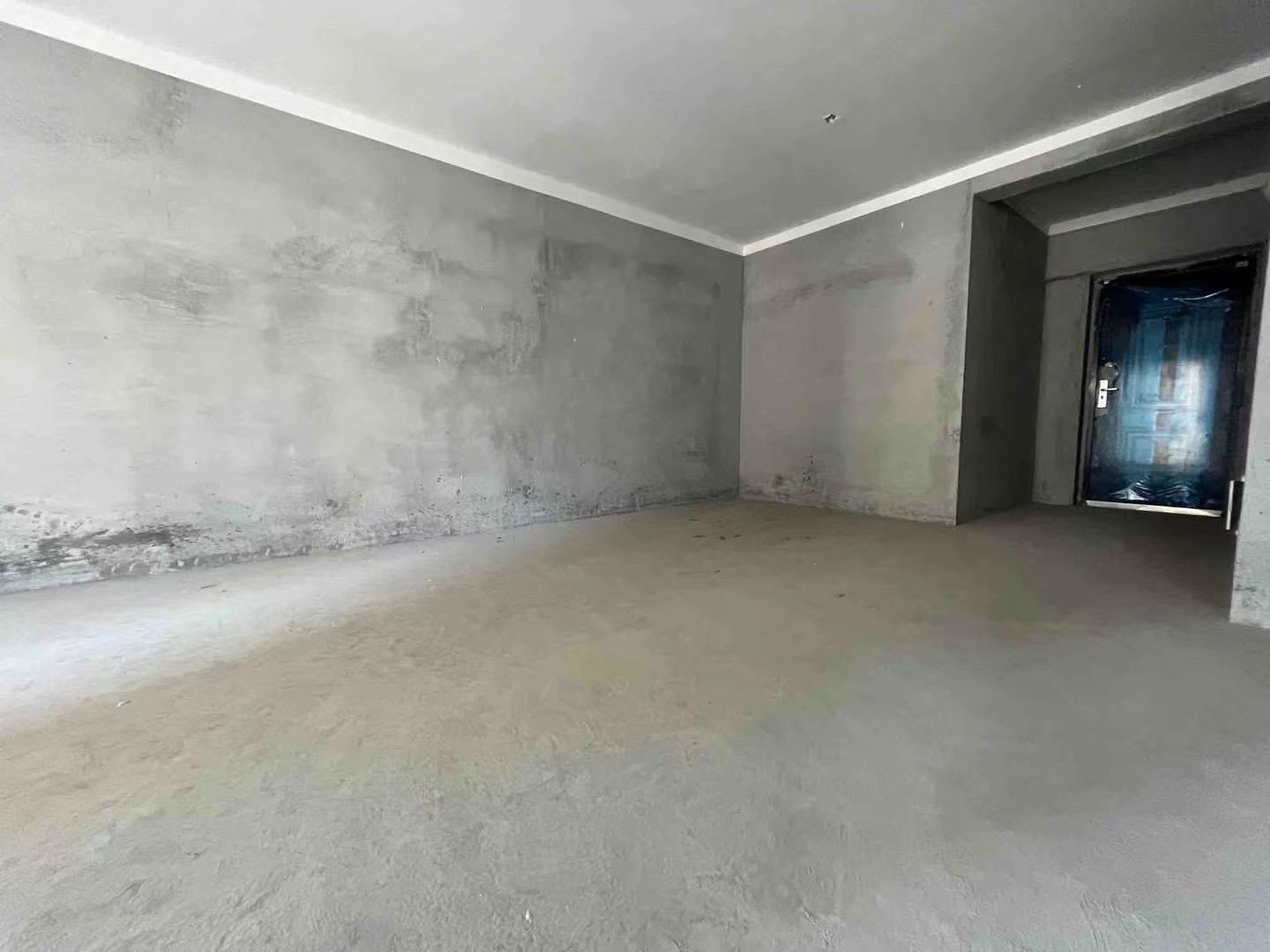 28，房东亏本出，祥生观棠府，好楼层，单价3800不到，给钱就卖，手慢无