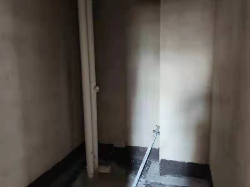 都市高尔夫南城次新小区电梯中高层视野奇好两房单价4500