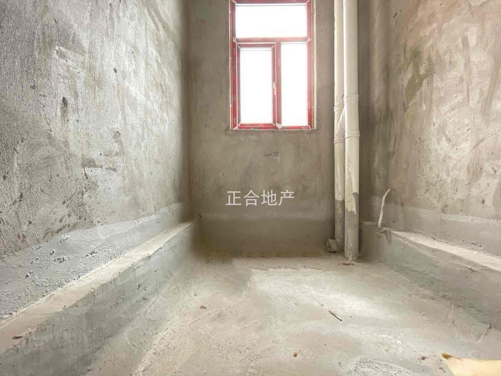 城南沔阳公馆，电梯中间楼层，边户，单价4990，南北通透，老证，元泰三中，