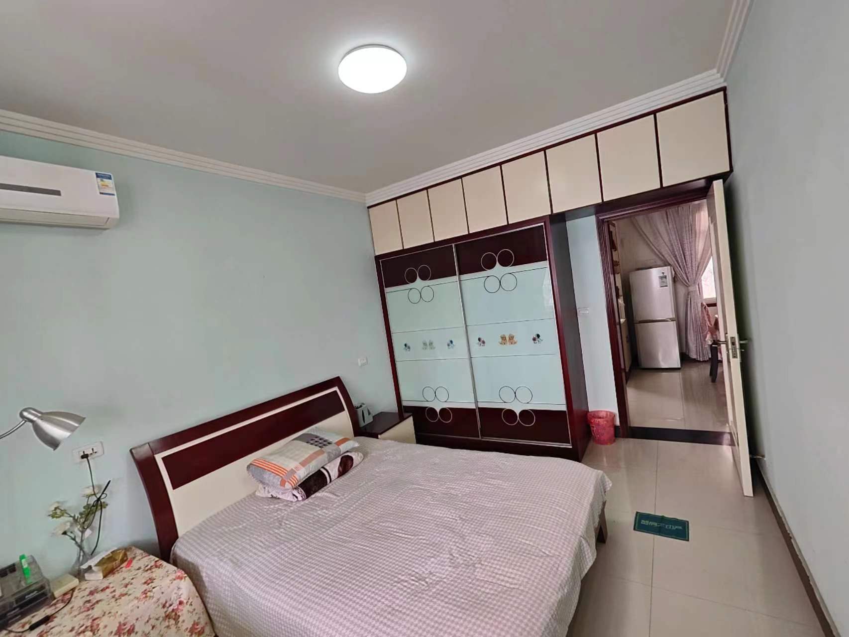 武商附近好房子，长虹花园精装大三房业主诚意出售，家电齐全拎包入住