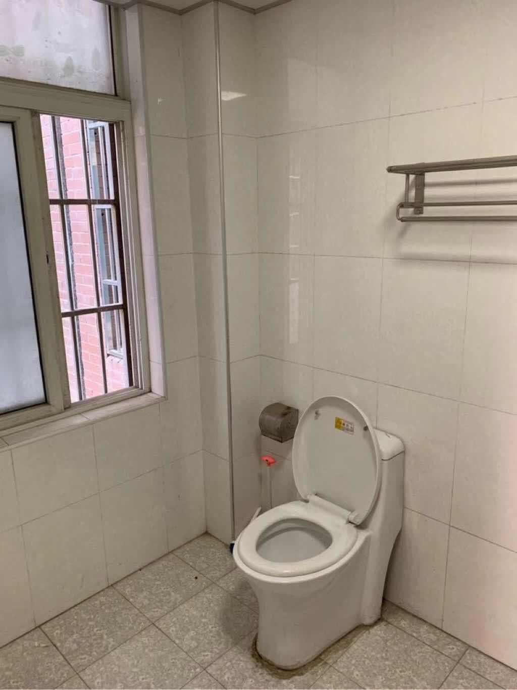 水岸人家精装三房步梯楼层好南北通透双阳台 付十万满两年速 