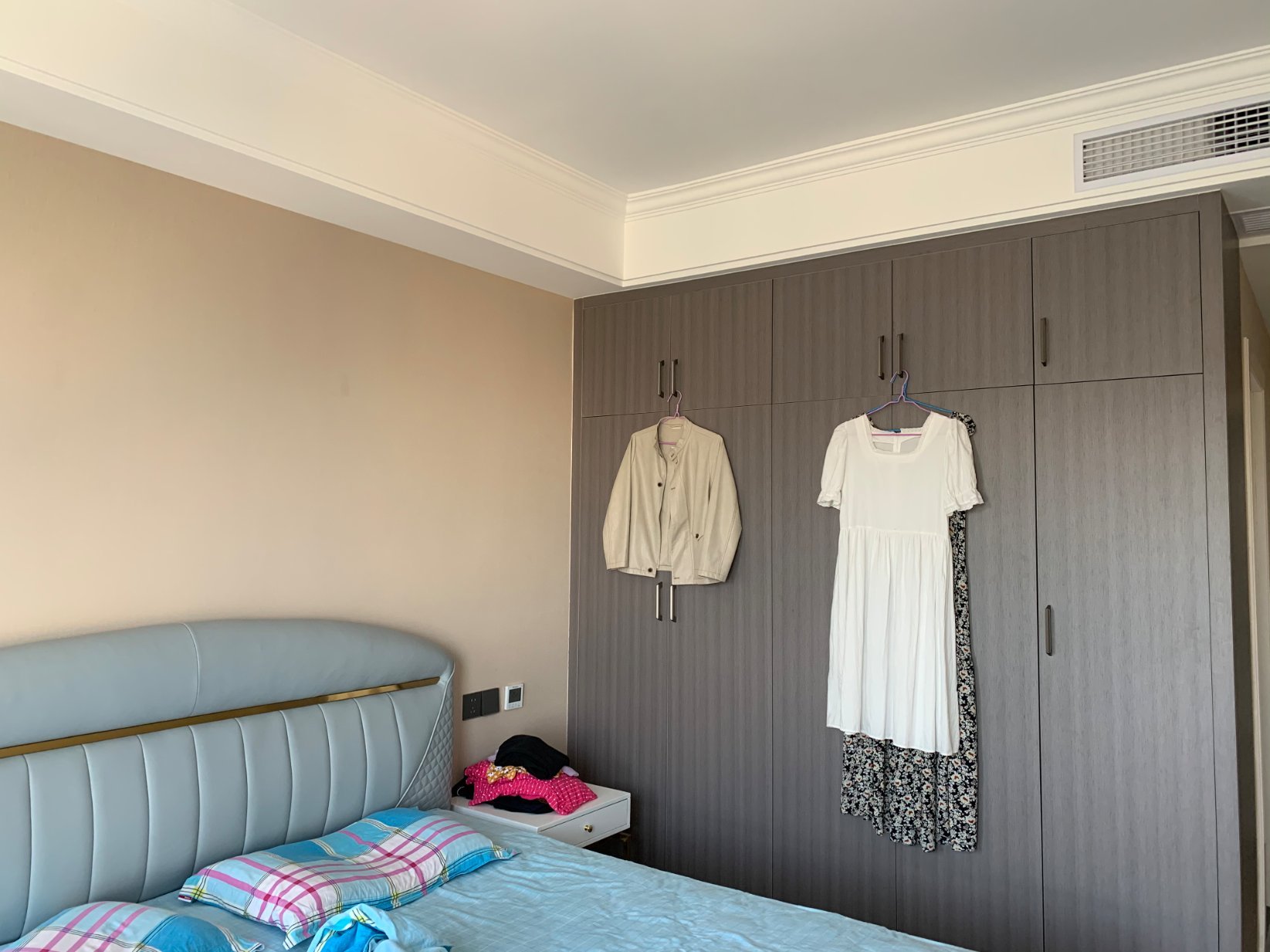 新城壹号五期顶层豪装大户型，带车位，契税已交