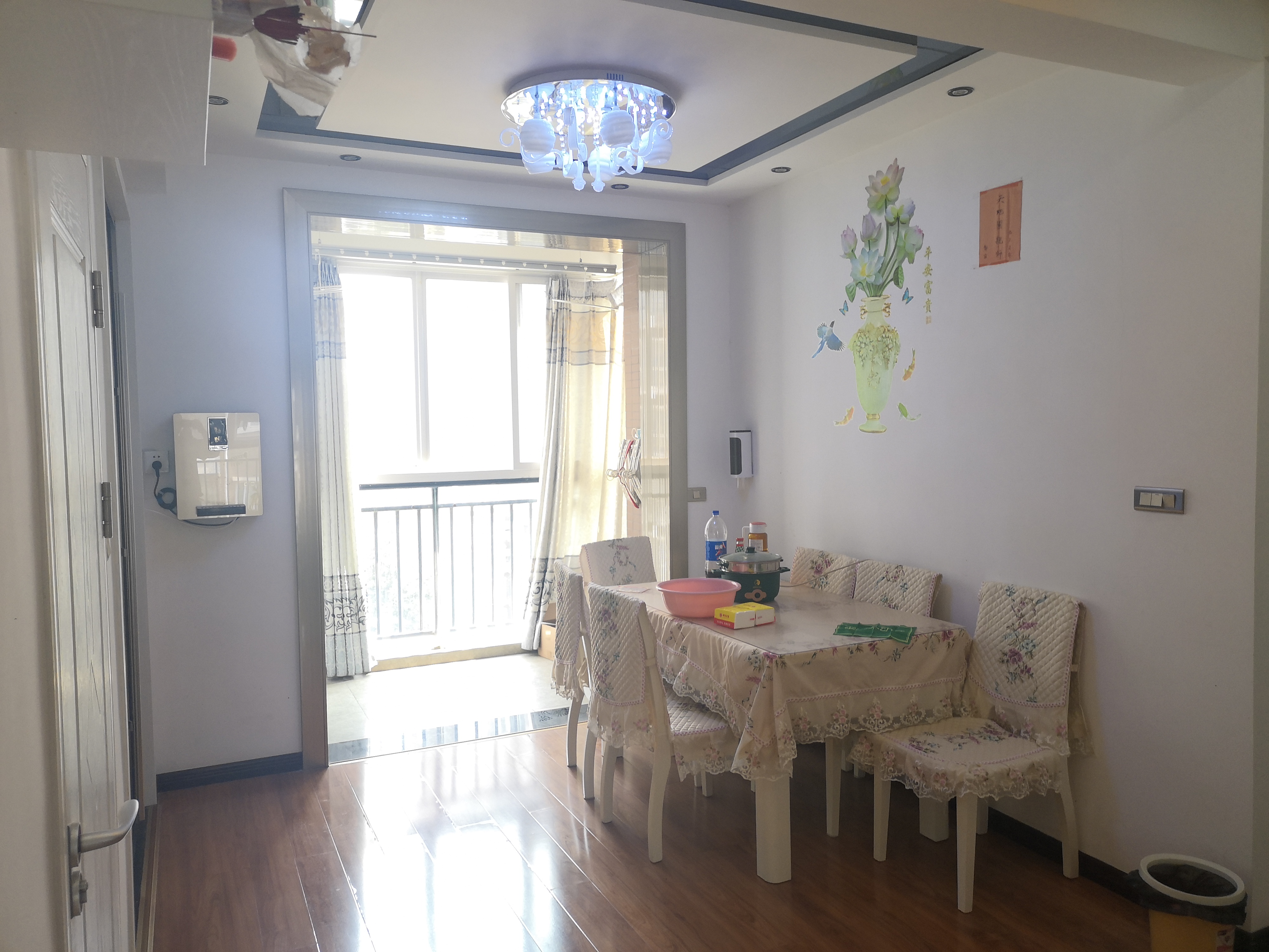 香岸华府电梯小高层好楼层精装大三房保养好采光佳小区环境优证满五