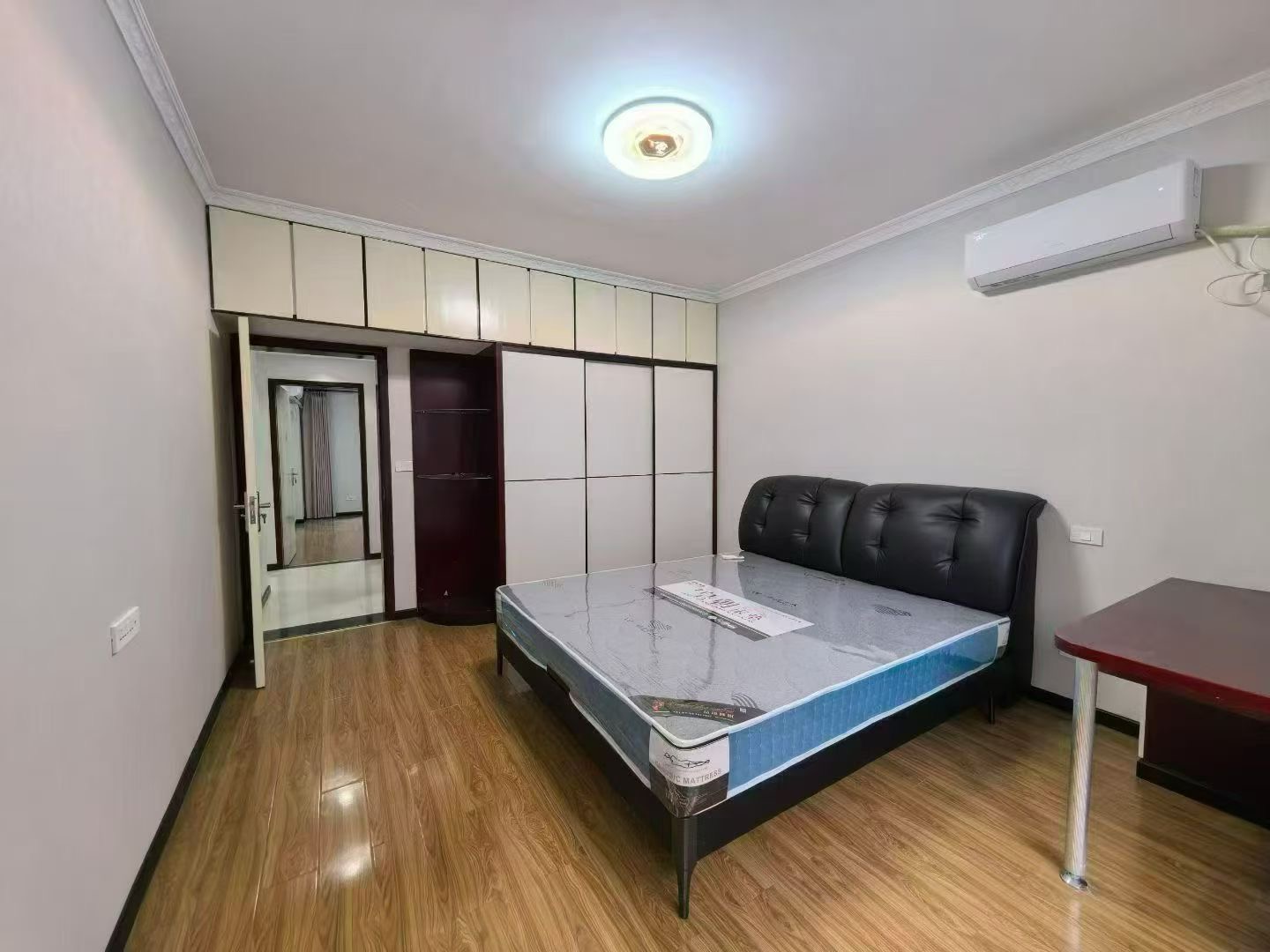 降价了，诚心出售，城南，金诚花园，精装3房，南北通透，证满二