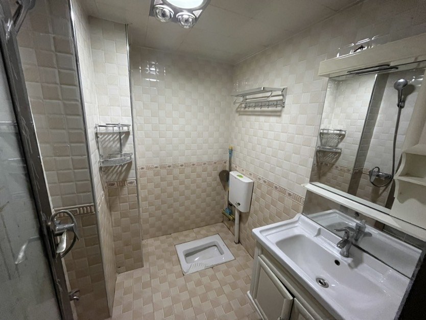 上苑一品精装修2室2厅1卫优价出租家具家电全配拎包即住！