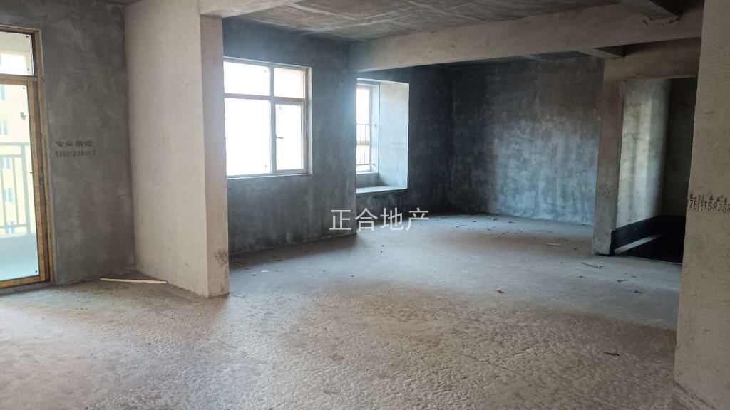 降价了，捡漏，城南，银孚领秀城，单价5500，西边户，带车位，证满二