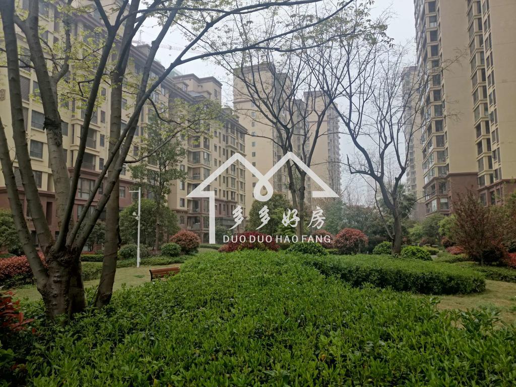 银孚领秀城高层