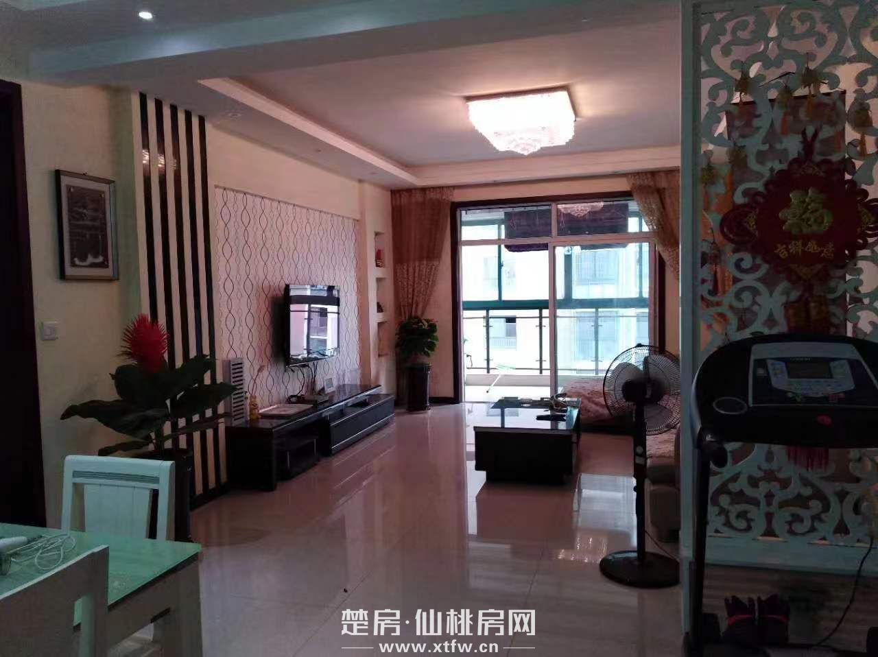 精装修大房，家电齐全，可拎包入住