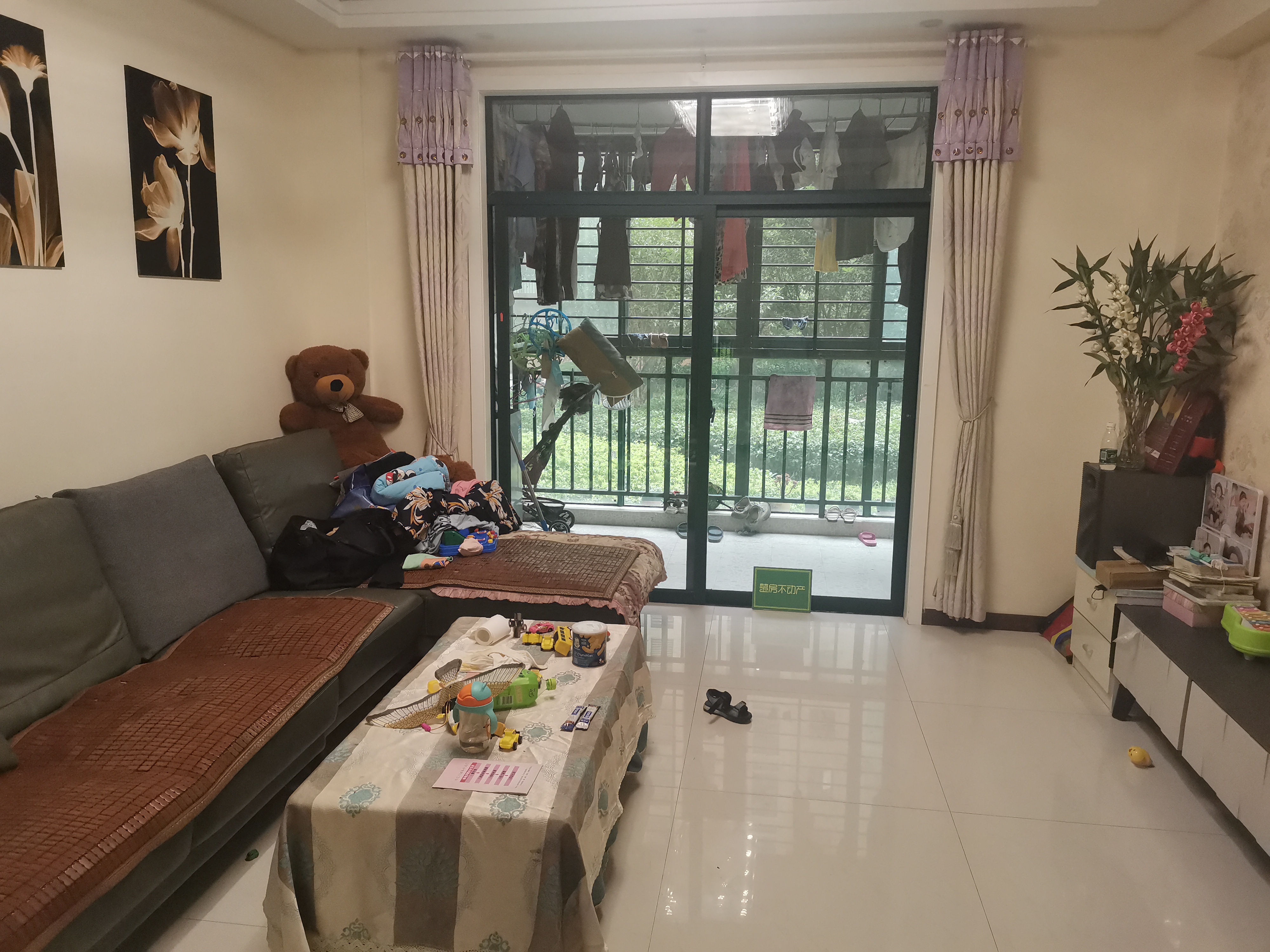 新城一号捡漏精装三房两卫单价6400，边户南北通透