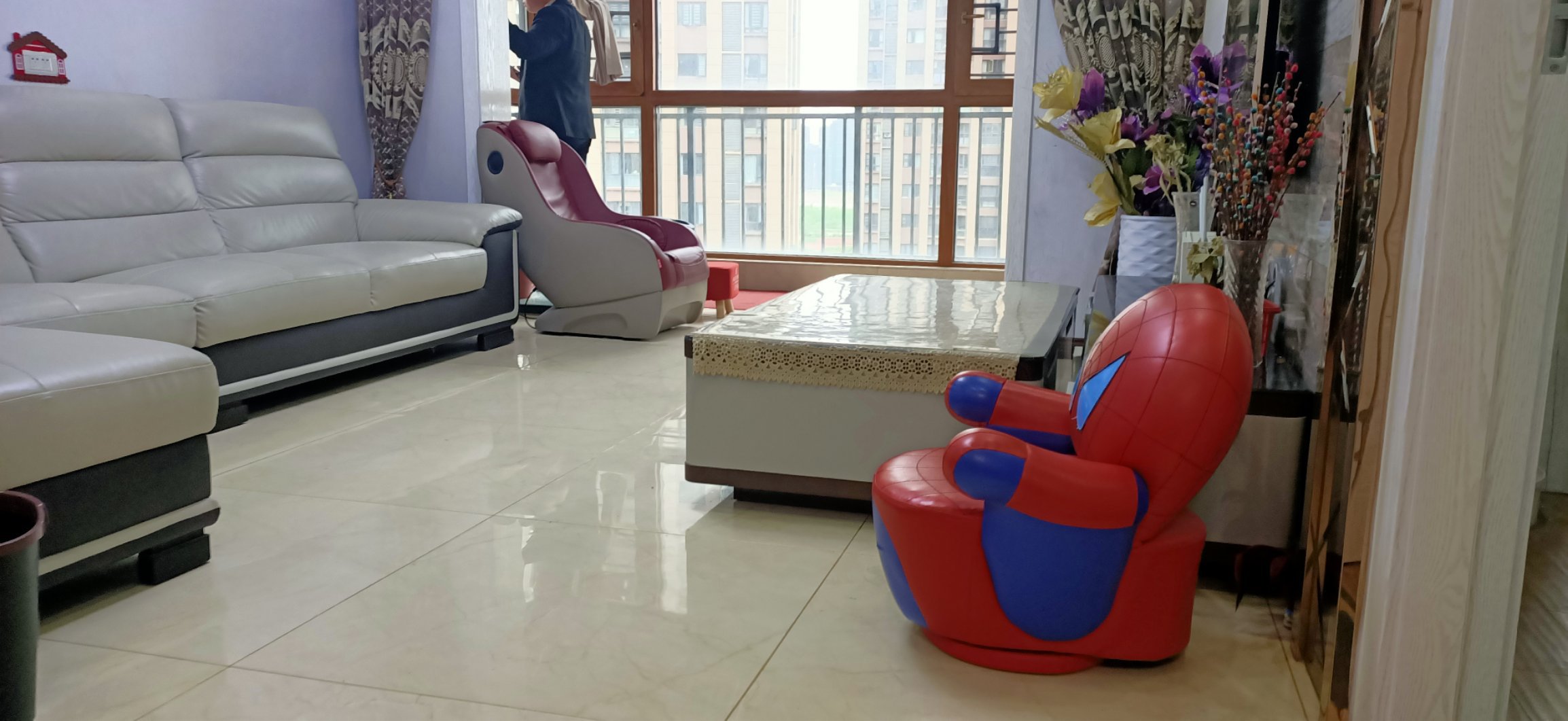 元泰未来城湖景房，三房两厅两卫全屋中央空调定制装修好