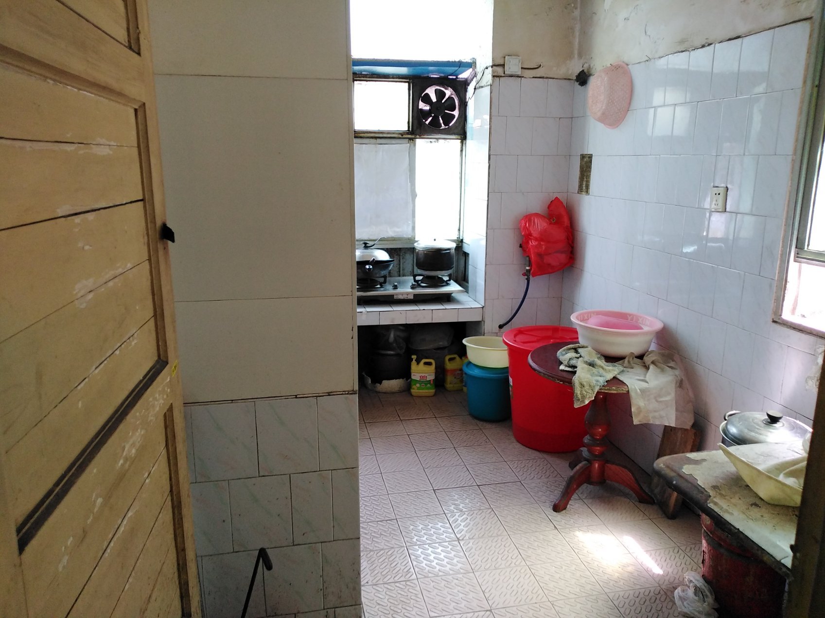 四中附近华建小区交通方便配套成熟