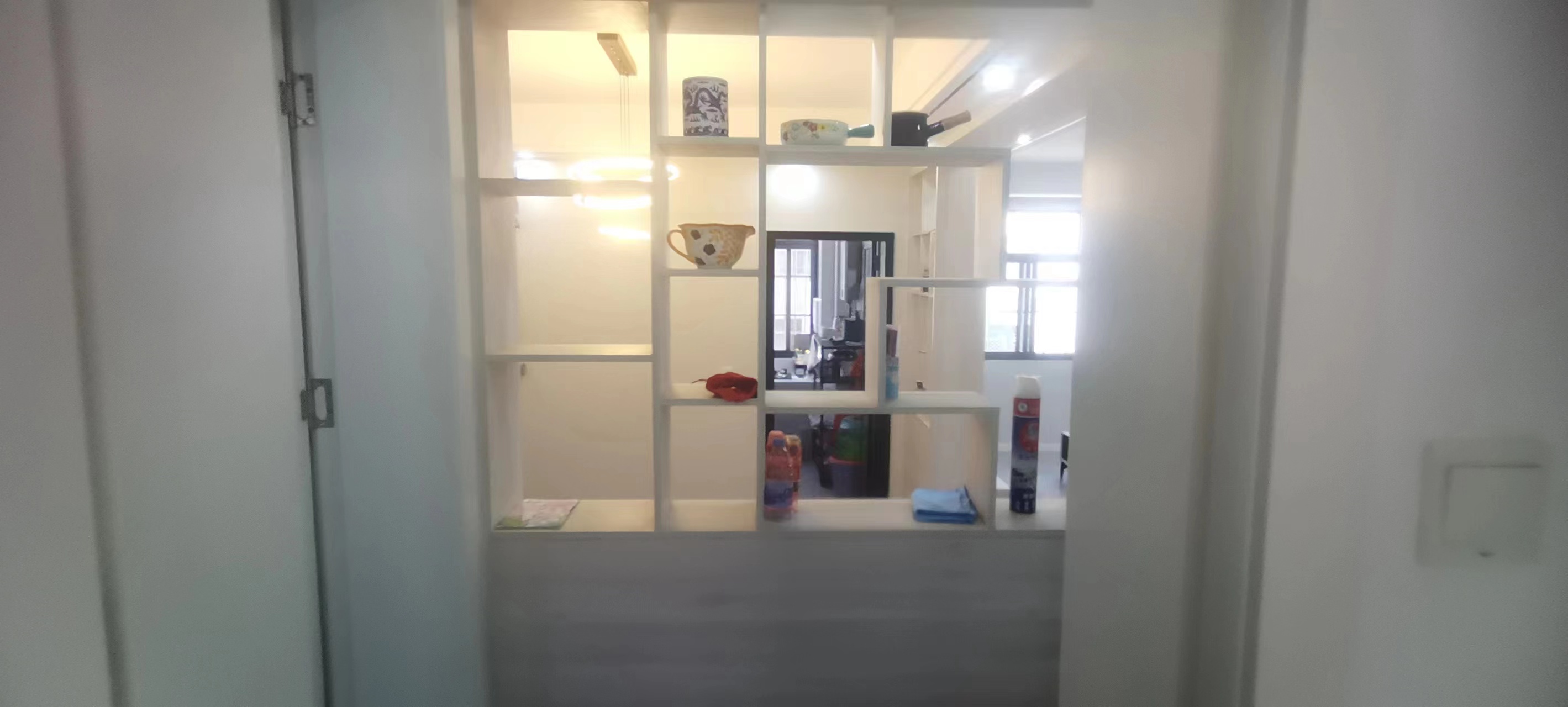 复州花园.精装三房.房子成色新.看房方便