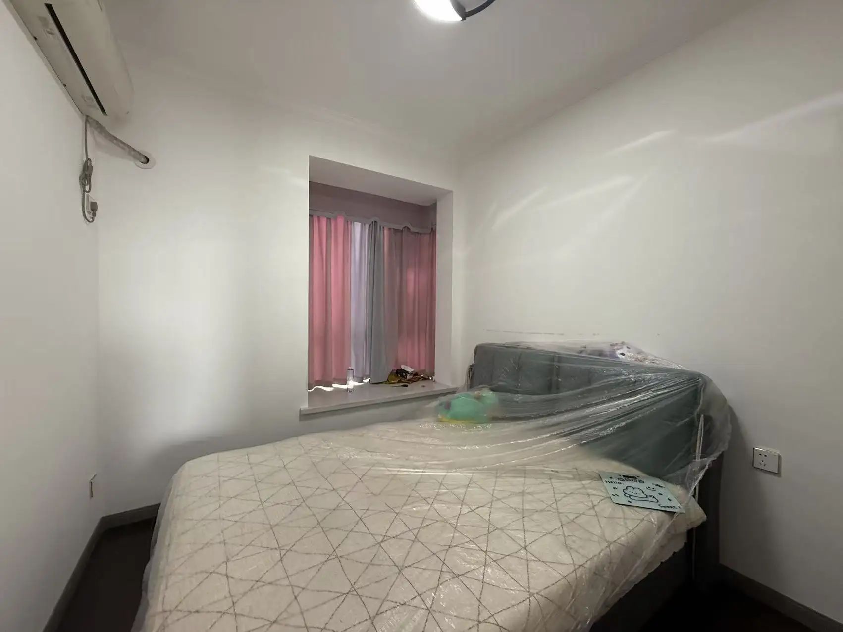 捡漏，商城旁，老三中，鸣宇尚城，电梯小高层，精装三房