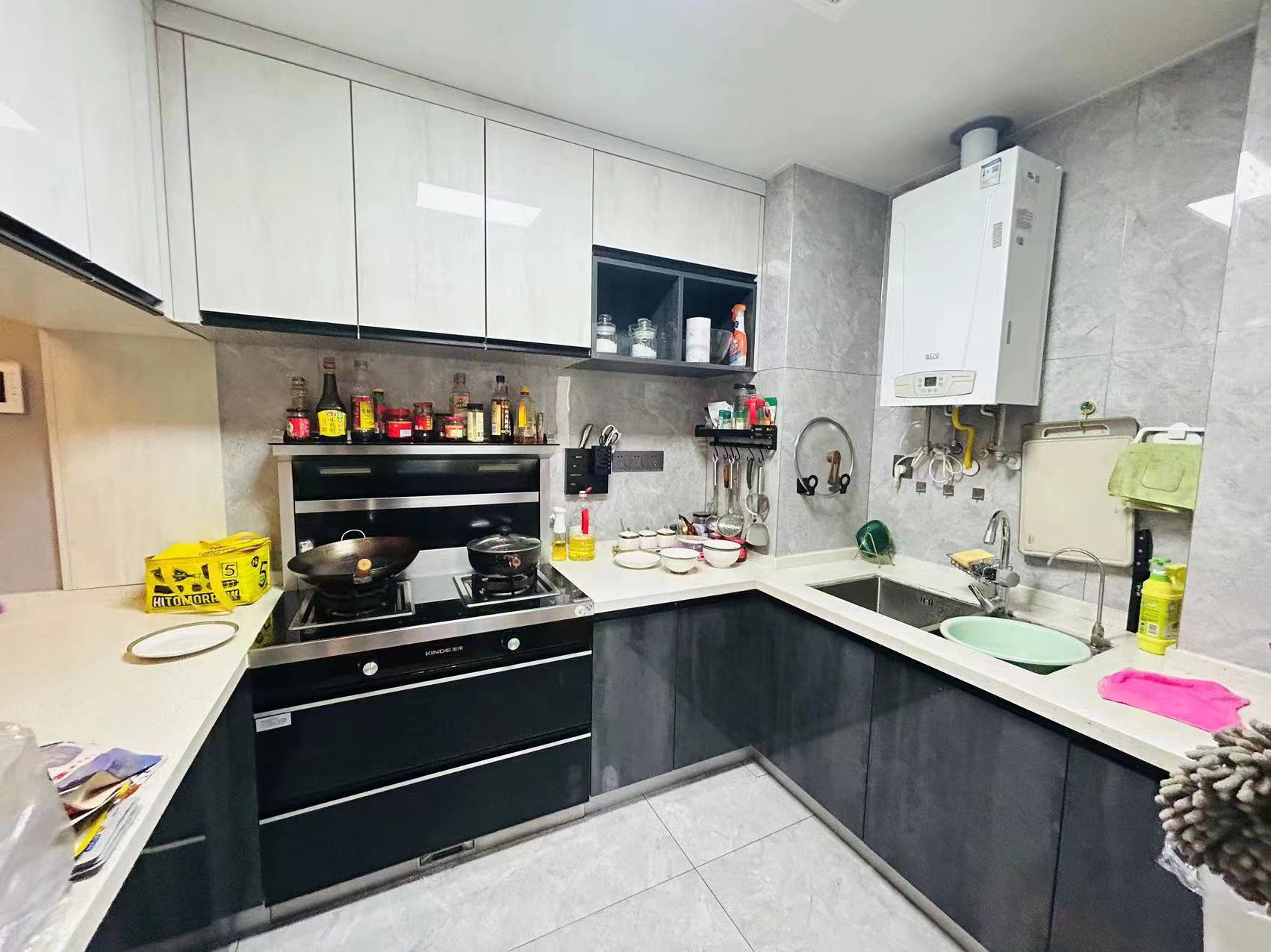 森林国际.全屋品牌装修.光装修都发了40个.看房方便