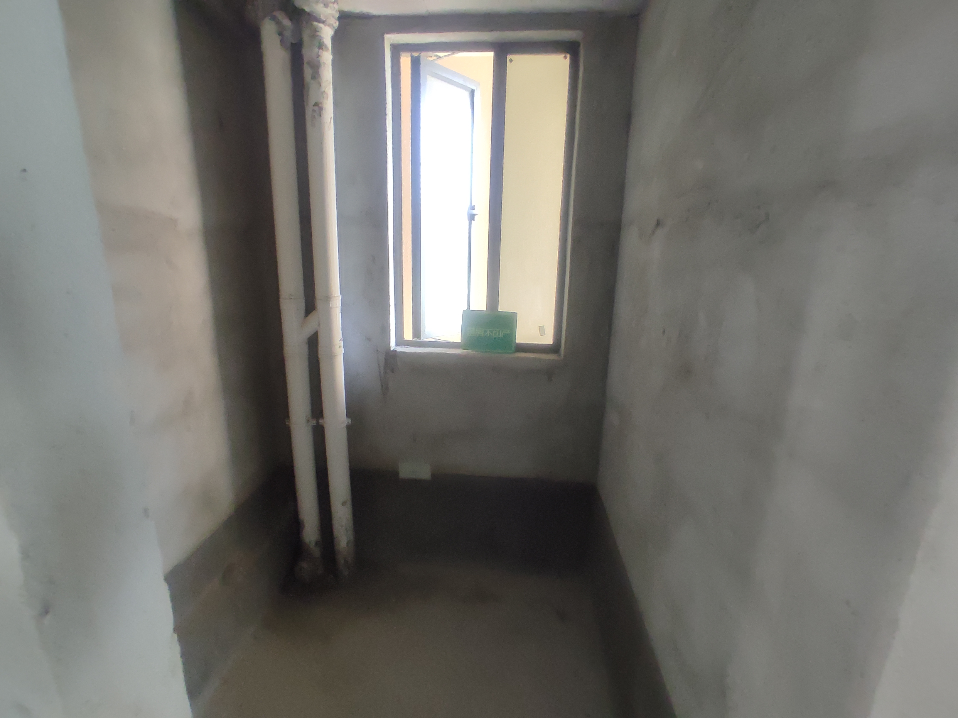 荣怀毛坯三房小区自带XUE校楼层是中间的诚意出售看房方便