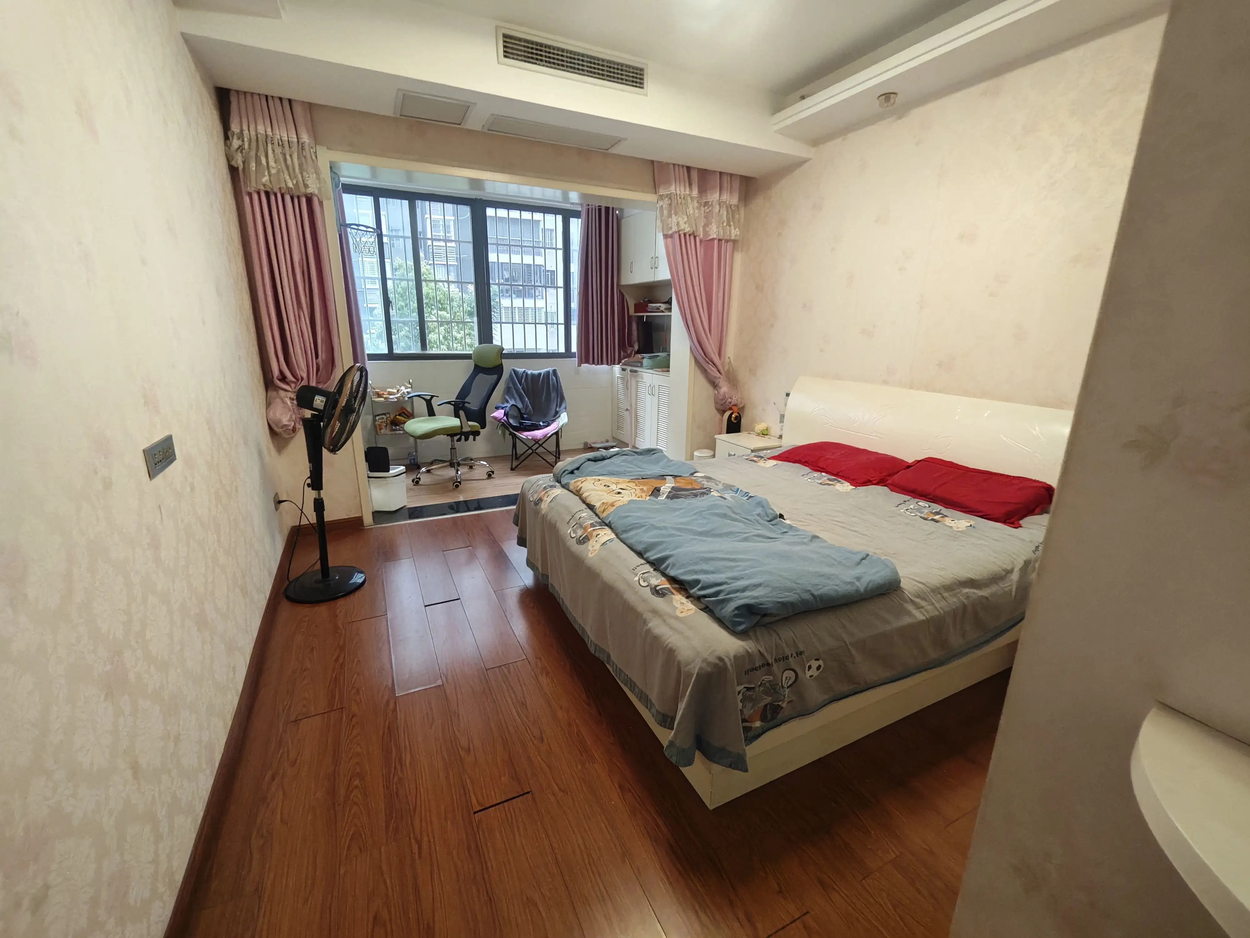 捡漏，急卖，全款，城市丽景，精装三房，证满二，单价2596元