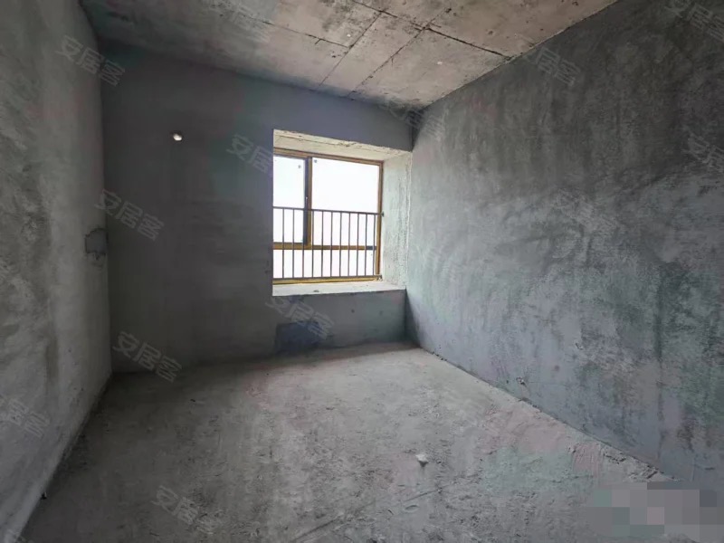 407，亏血本，捡漏，城南，毛坯三房，视野采光好，手慢无，