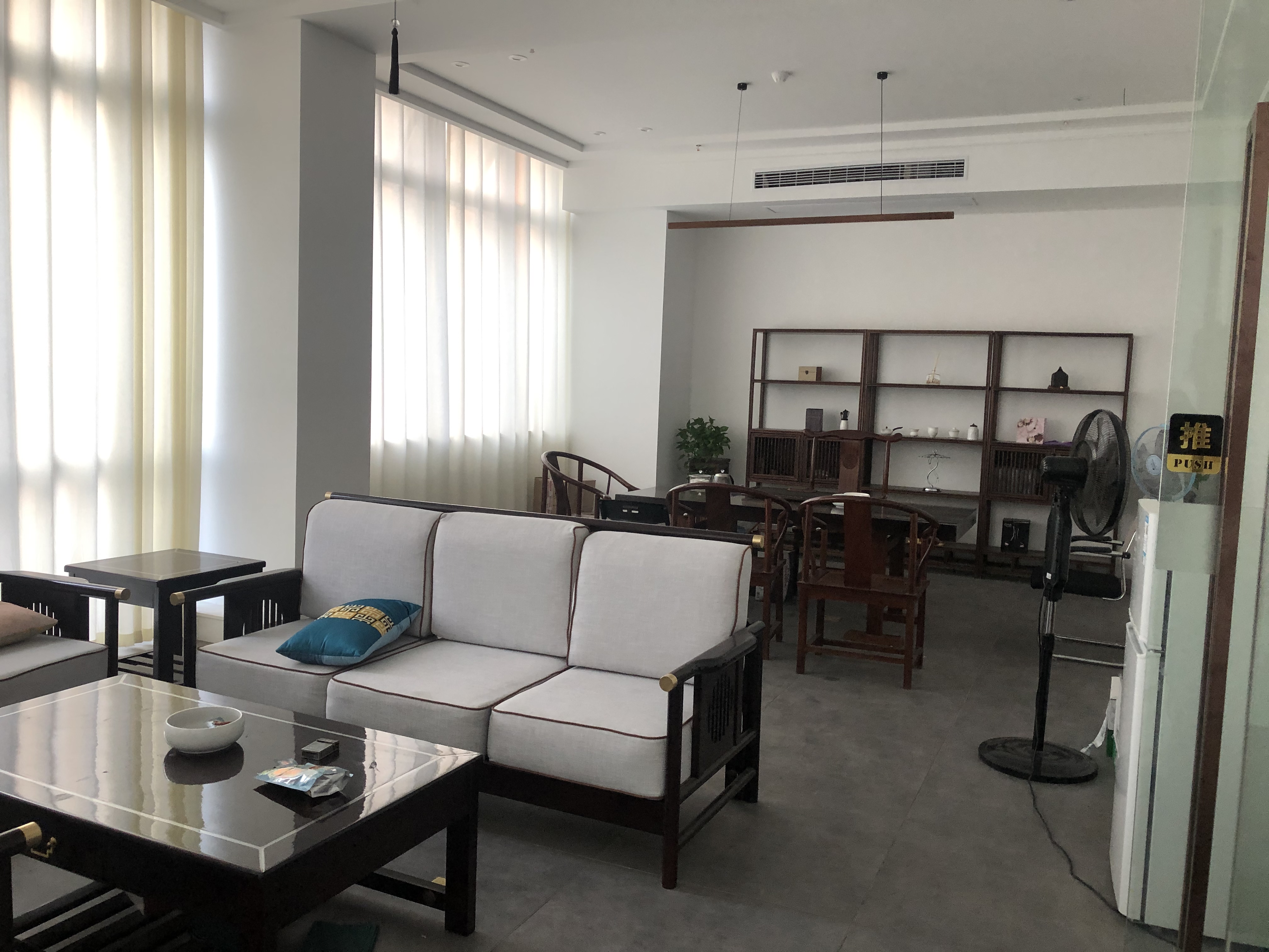 环球商铺 地段不限业态可售可租限全款卖家包过户