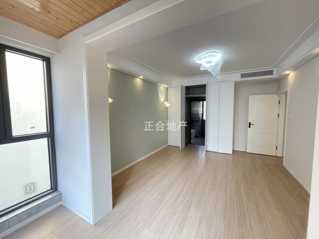 城南，领秀城，精装三房两卫，人车分流小区，好楼层，成色新，证满二