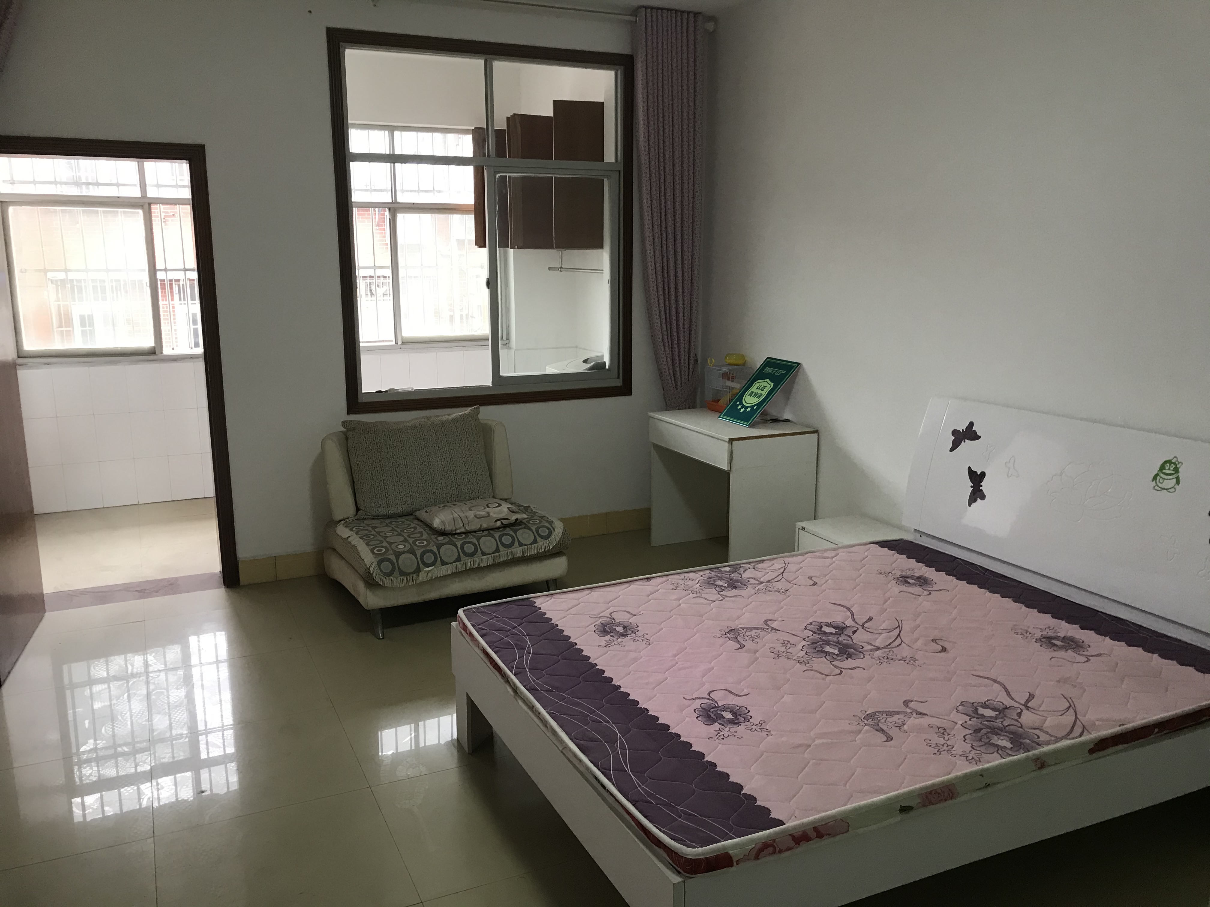 骏马雅苑旁 园林局宿舍 一线江景房 毛坯价格买到装修房 SHOU付12万即可拥有