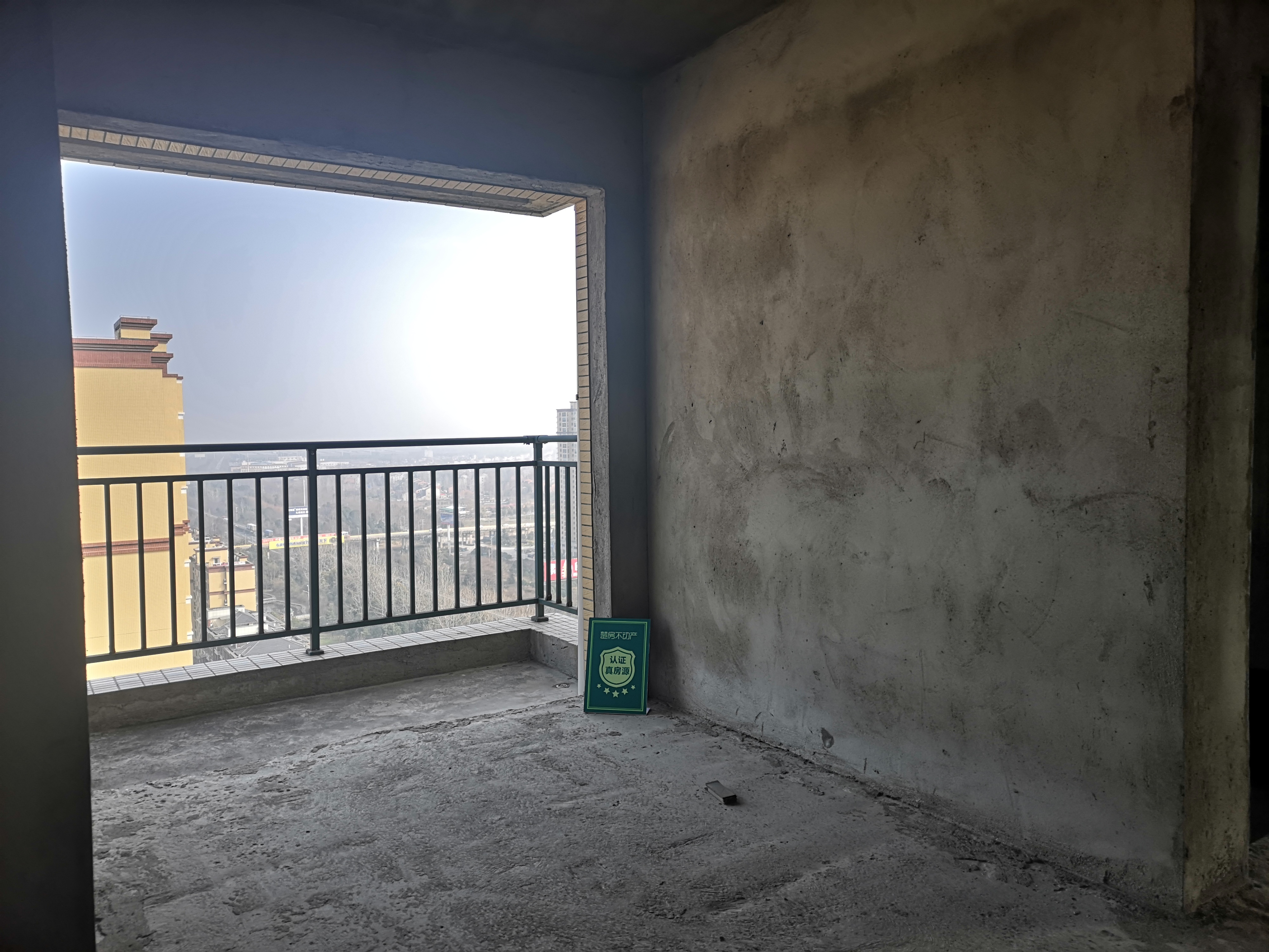 新城一号毛坯大四房户型好楼层佳三个阳台视野采光真是好读实验三小