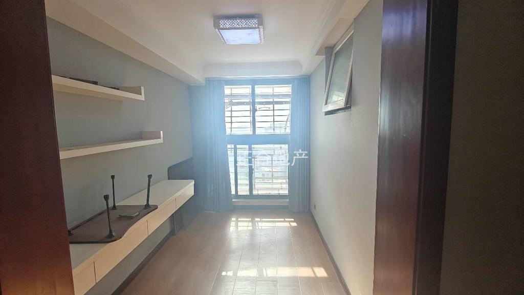 4700买城南精装电梯高层！看房电话联系