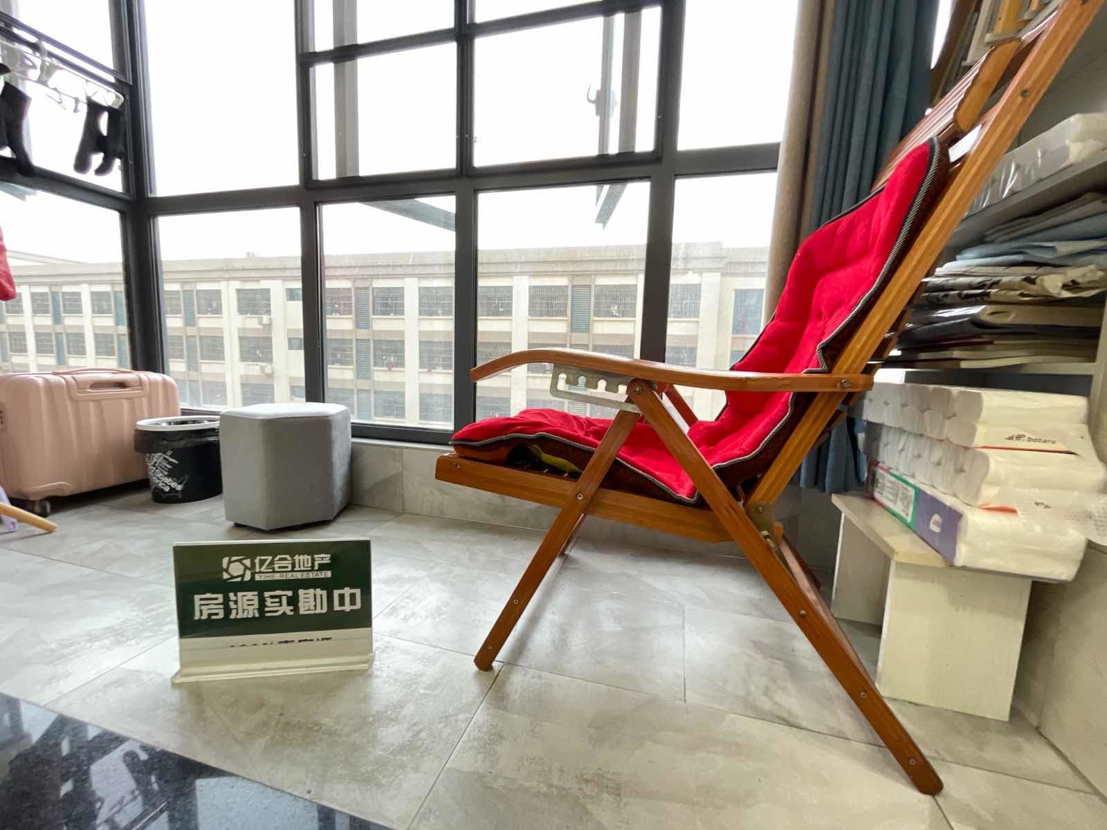 荣怀及第世家2室2厅2阳台南北通透是边户是边户优价出售