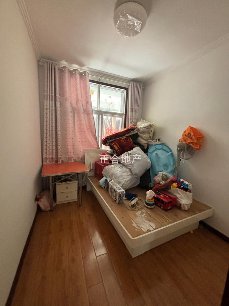 检漏，紫金城，电梯中间楼层，南北通透，证满二，单价4000，边户