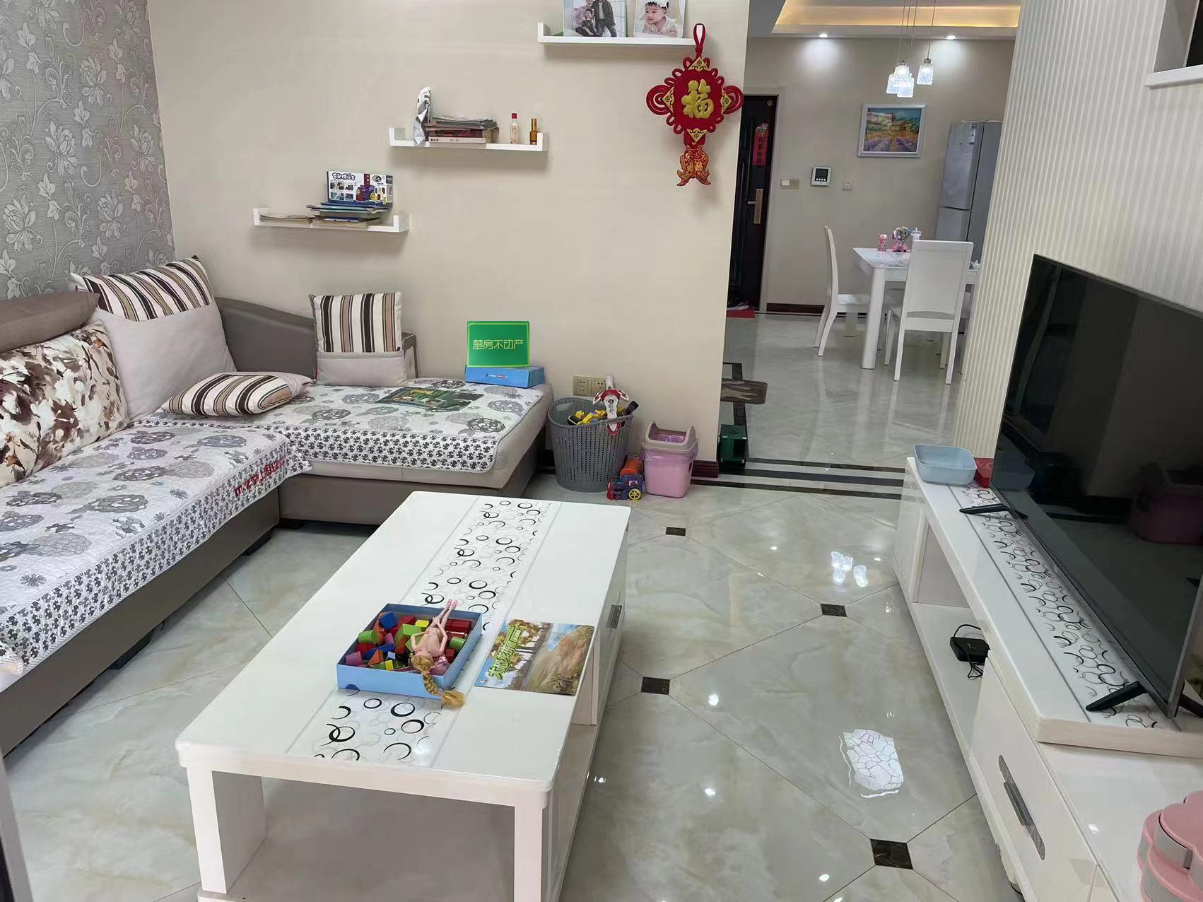 满庭春小高层精装3房基本没怎么住证满2年看房方便