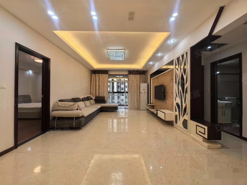 379，急售，捡漏，三丰鼎城，电梯小高层，精装三房，中间好楼层，证满二