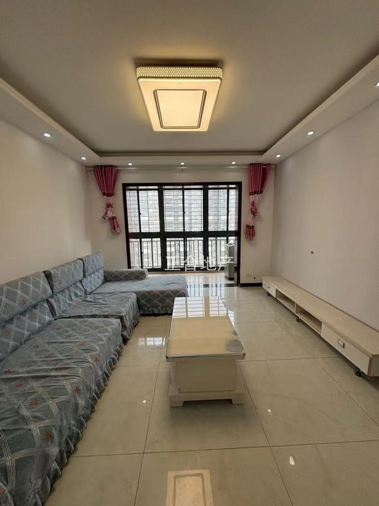 诚心出售，城南，城市丽景， 精装3室2厅1卫 ，电梯好楼层，证满二，