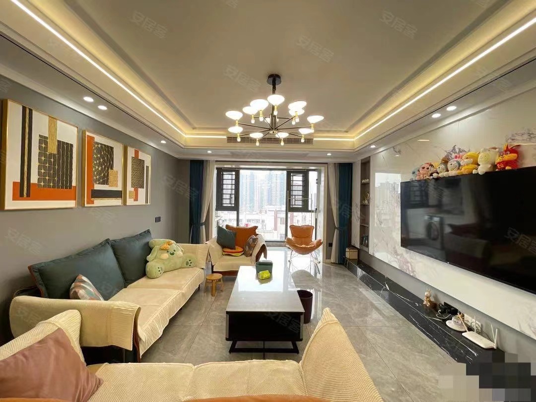 城南，沔阳公馆， 精装四房两卫， 小高层，全屋品牌家电家具， 证满2