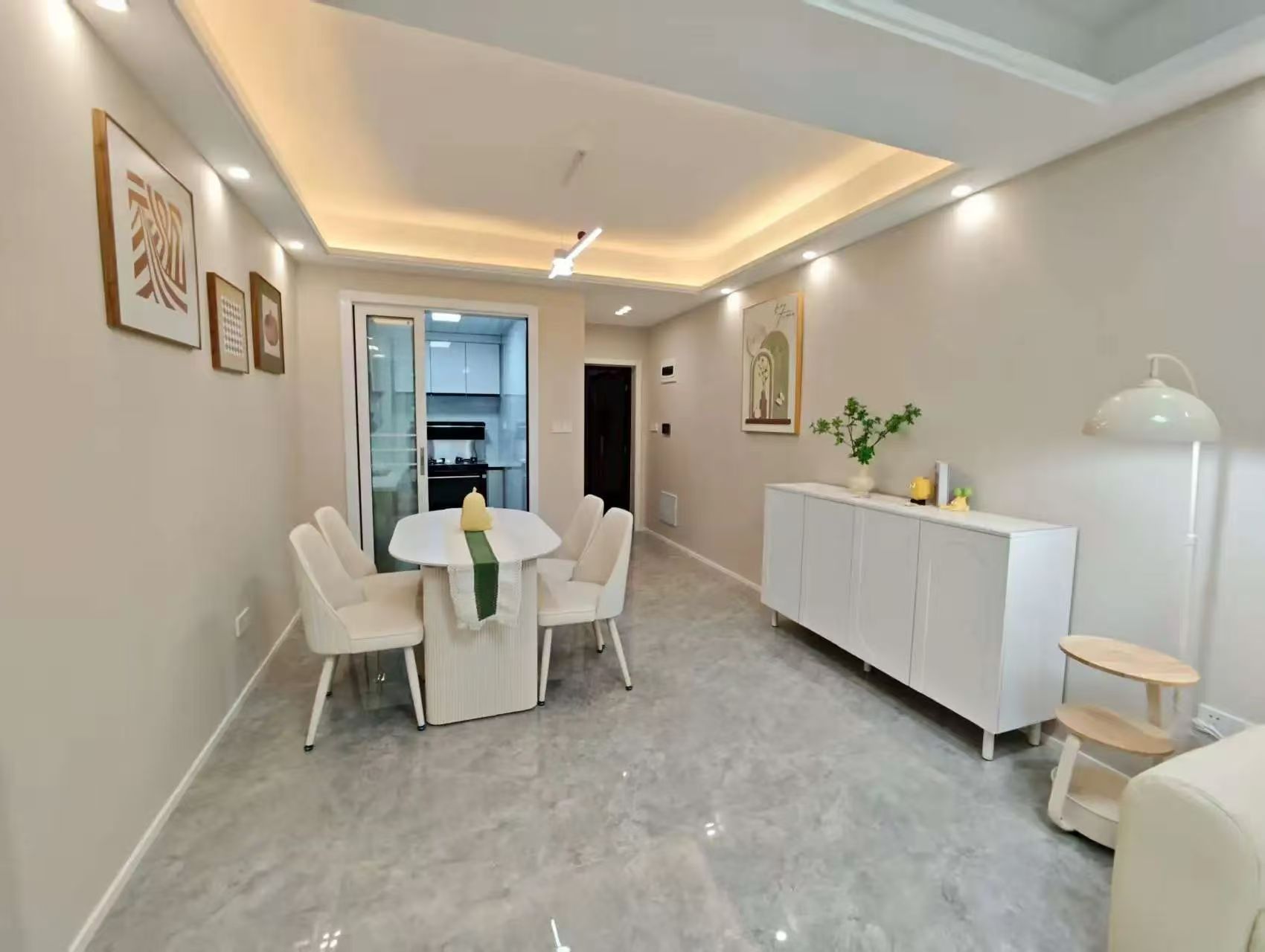 城南，沔阳公馆，全新精装三房，证满二，单价5600，诚心出售，拎包入住