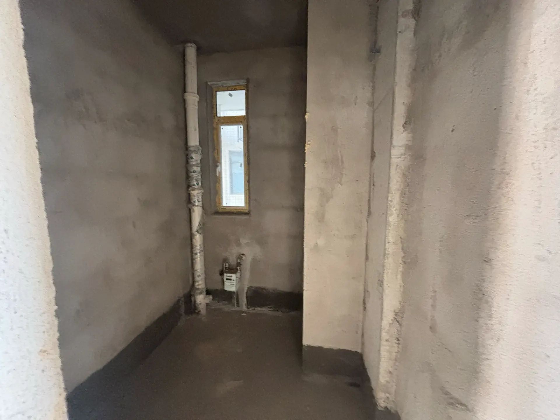 沔阳天泽园，小户型，毛坯2房，好楼层，采光好，证满二