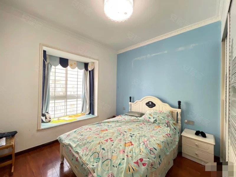 257，速度捡漏，房东降价了，三丰鼎城，好楼层，小高层，精装大三房，单价4536，,仙桃xiao学