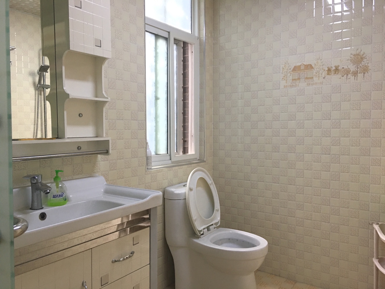 捡漏，沔阳公园旁，和园公馆，精装3房2卫➕超大双露台，步梯2楼