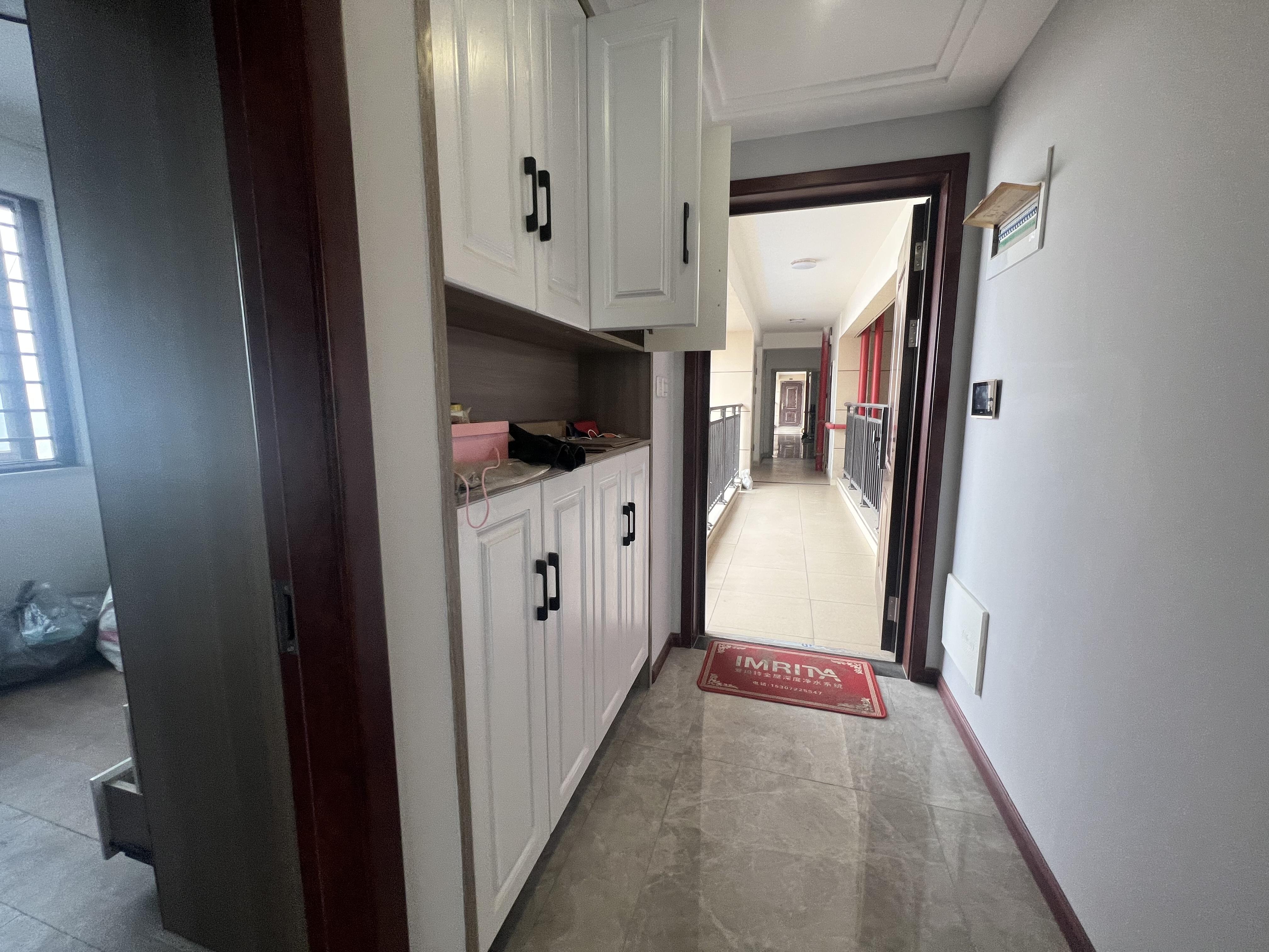 亏本急售，全屋品牌装修，好楼层，证满二