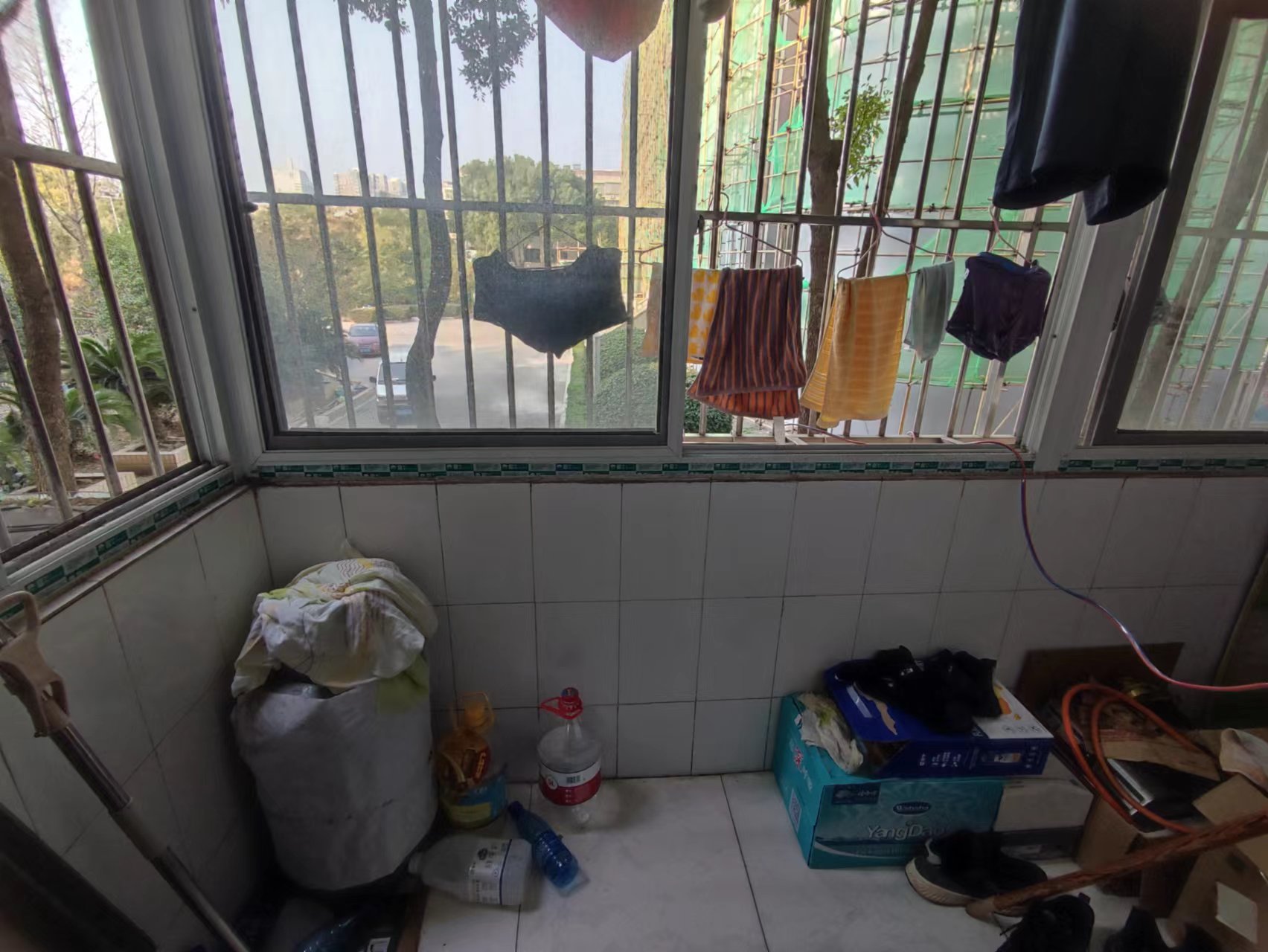 汉江学生公寓70年产权步梯2楼证件齐全看房方便