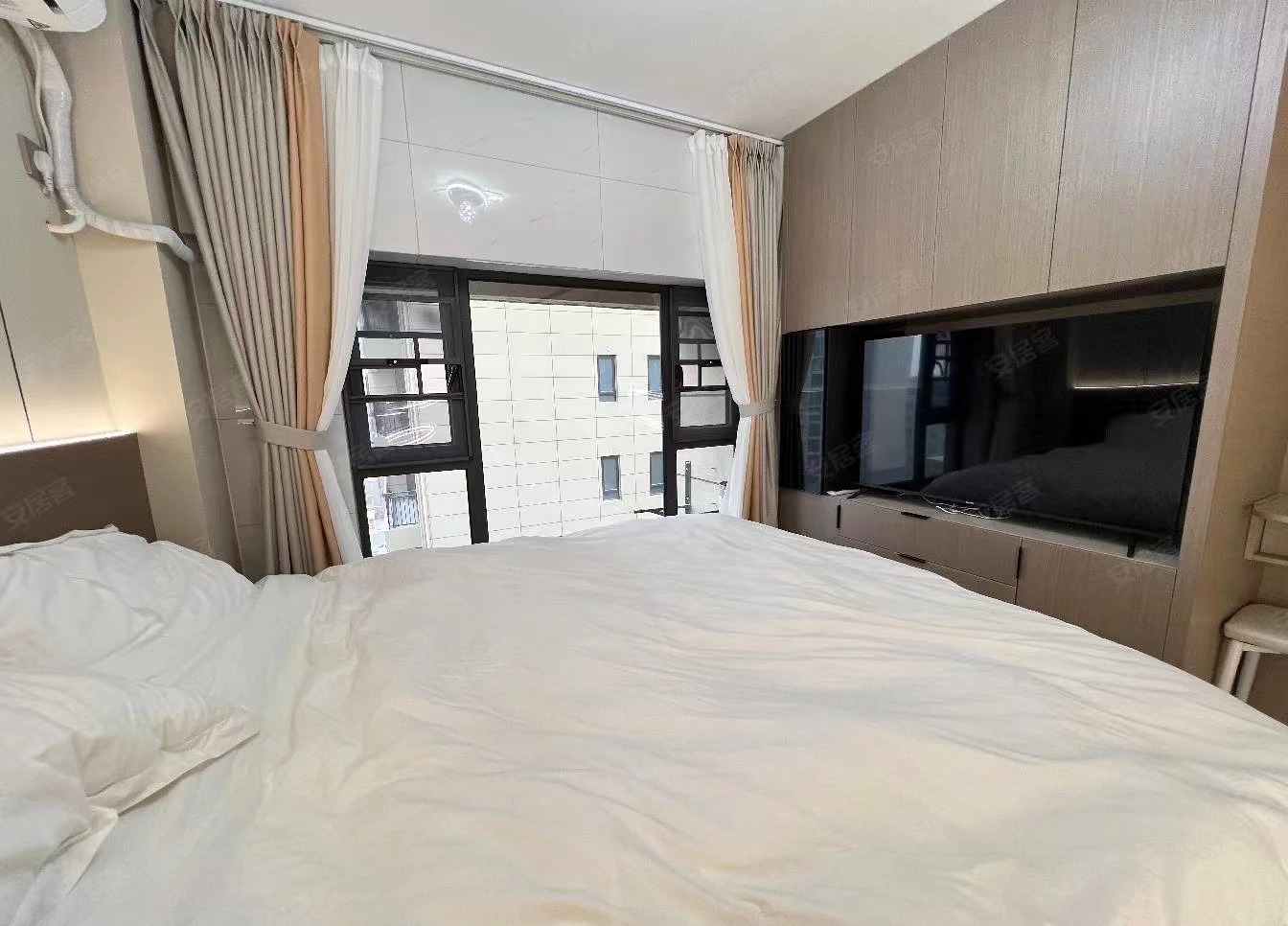 43，业主亏本出，城南，精装复式楼，全新装修，拎包入住