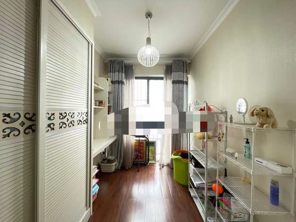 城西优质房源，精装小三房，成色新，仙桃xiao学旁，证满二