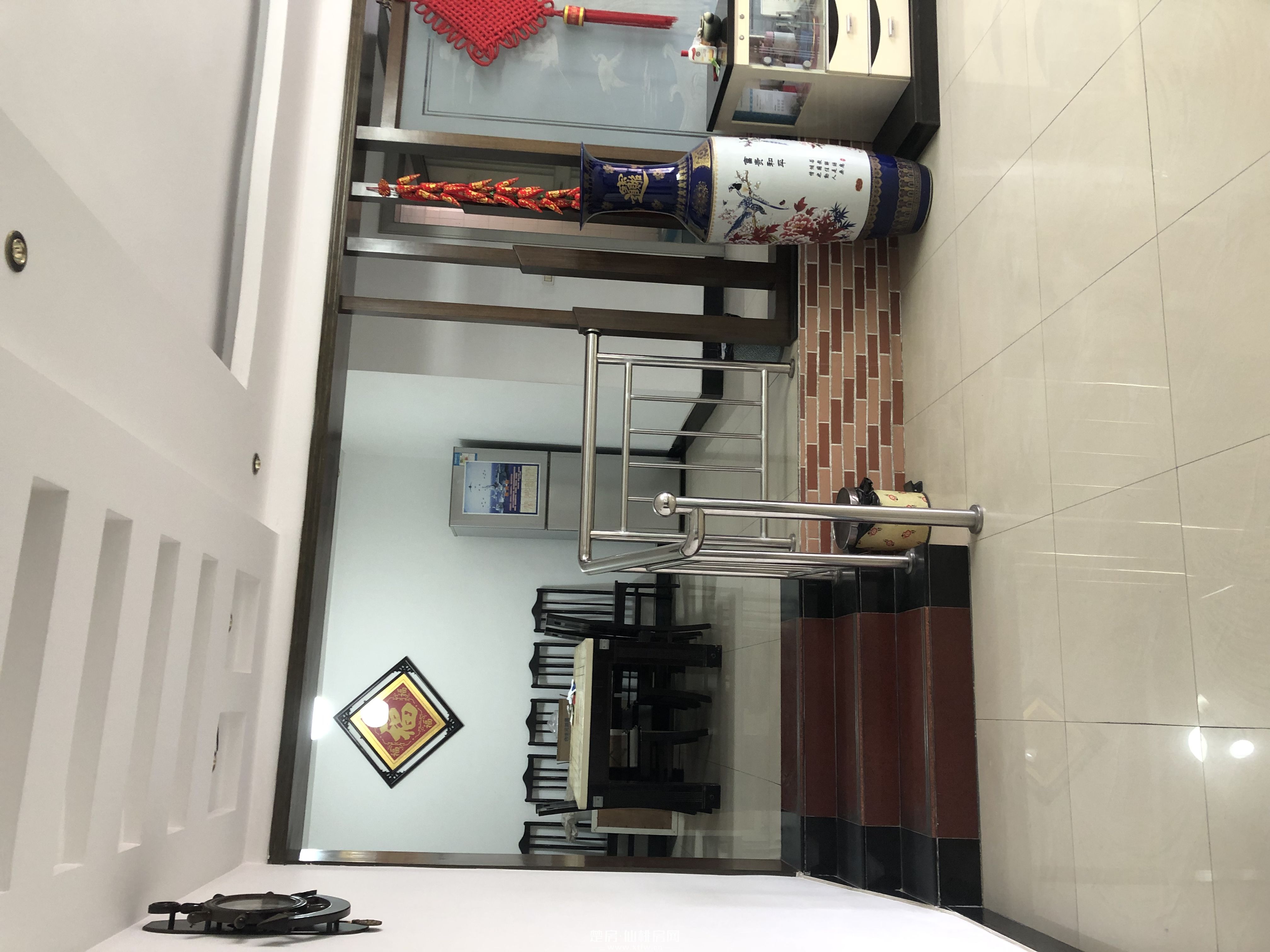 芙蓉花园145平米4房2厅2卫拎包入住