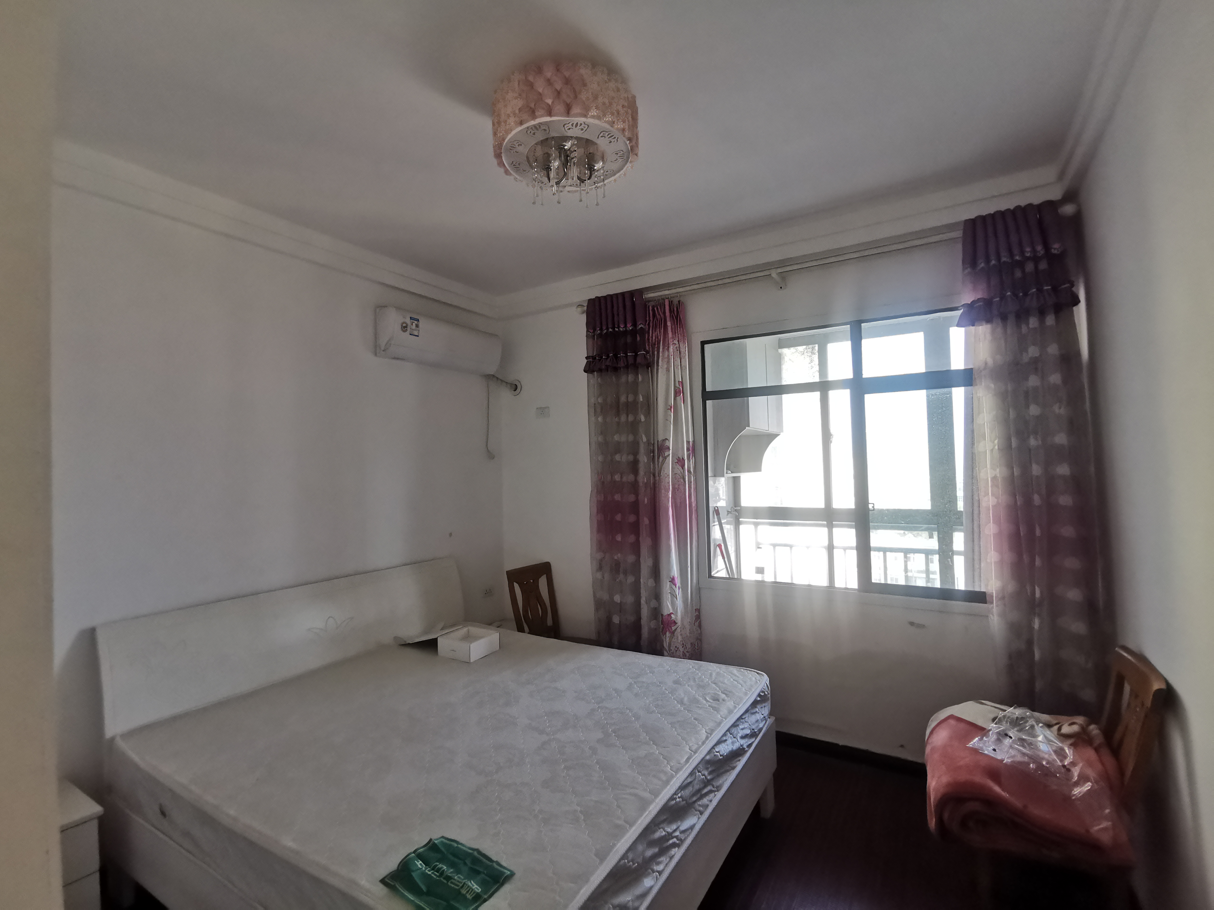 武商对面金帝苑精装三房好楼层诚心出售看房有钥匙