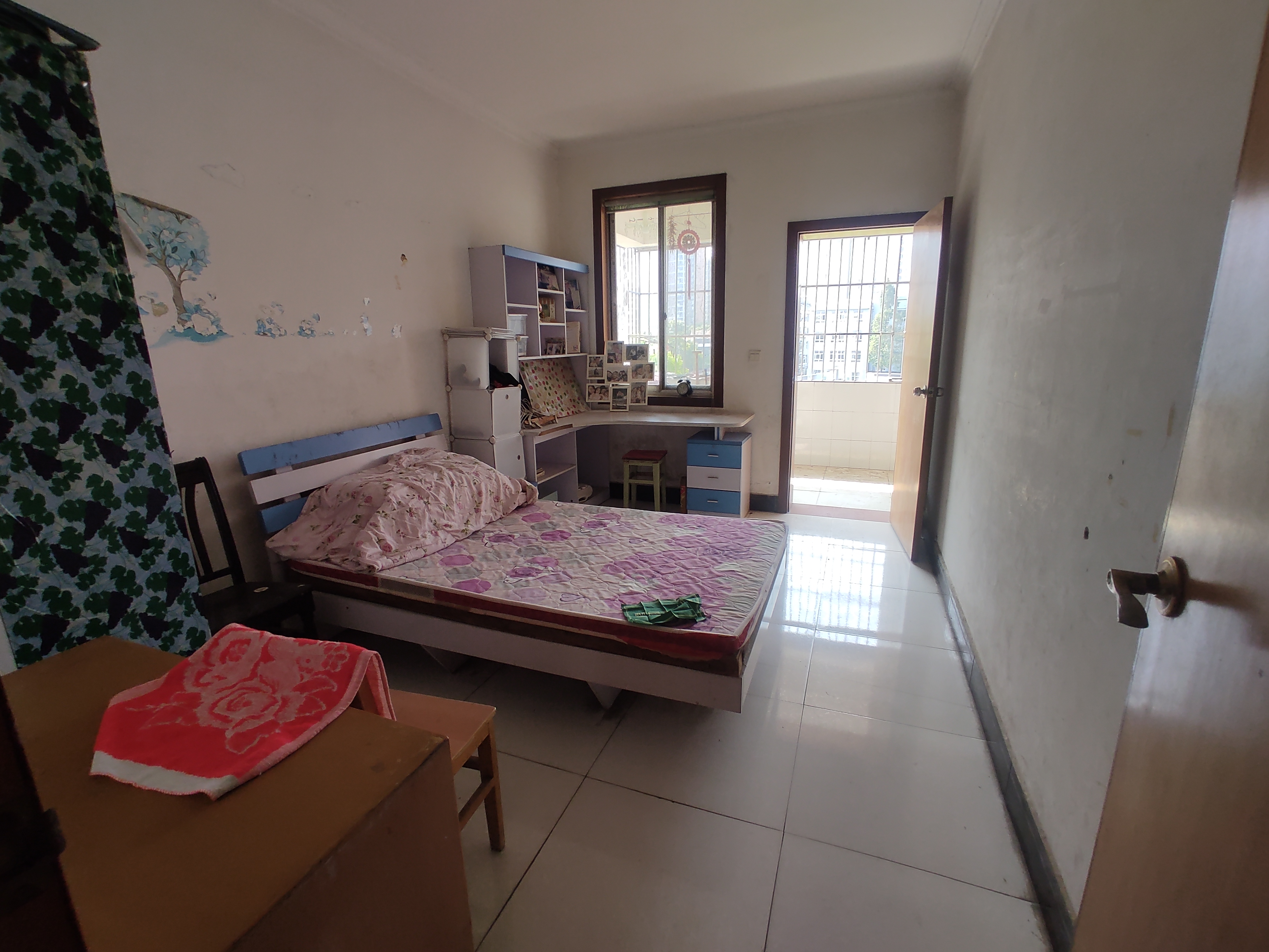 沔阳晓学旁沙嘴办事处宿舍精装四房送两个地下室看房方便