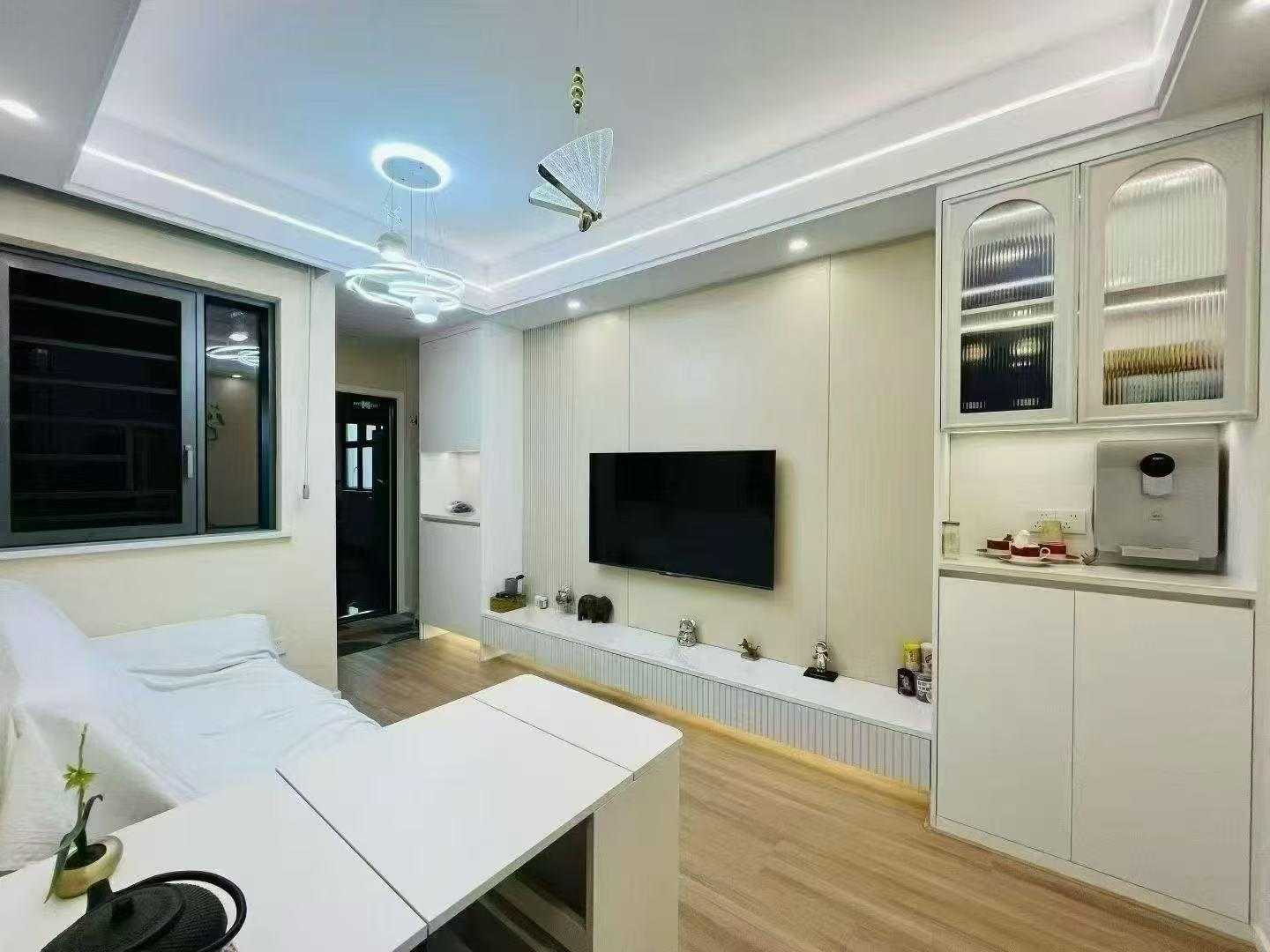 诚心出售，城南，朝阳丽景，精装两房，好楼层，证满二