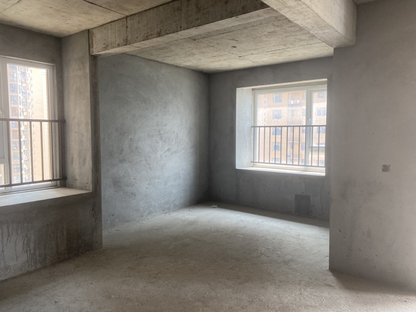 满庭春100平中间楼层3房2厅1卫52万要的速度