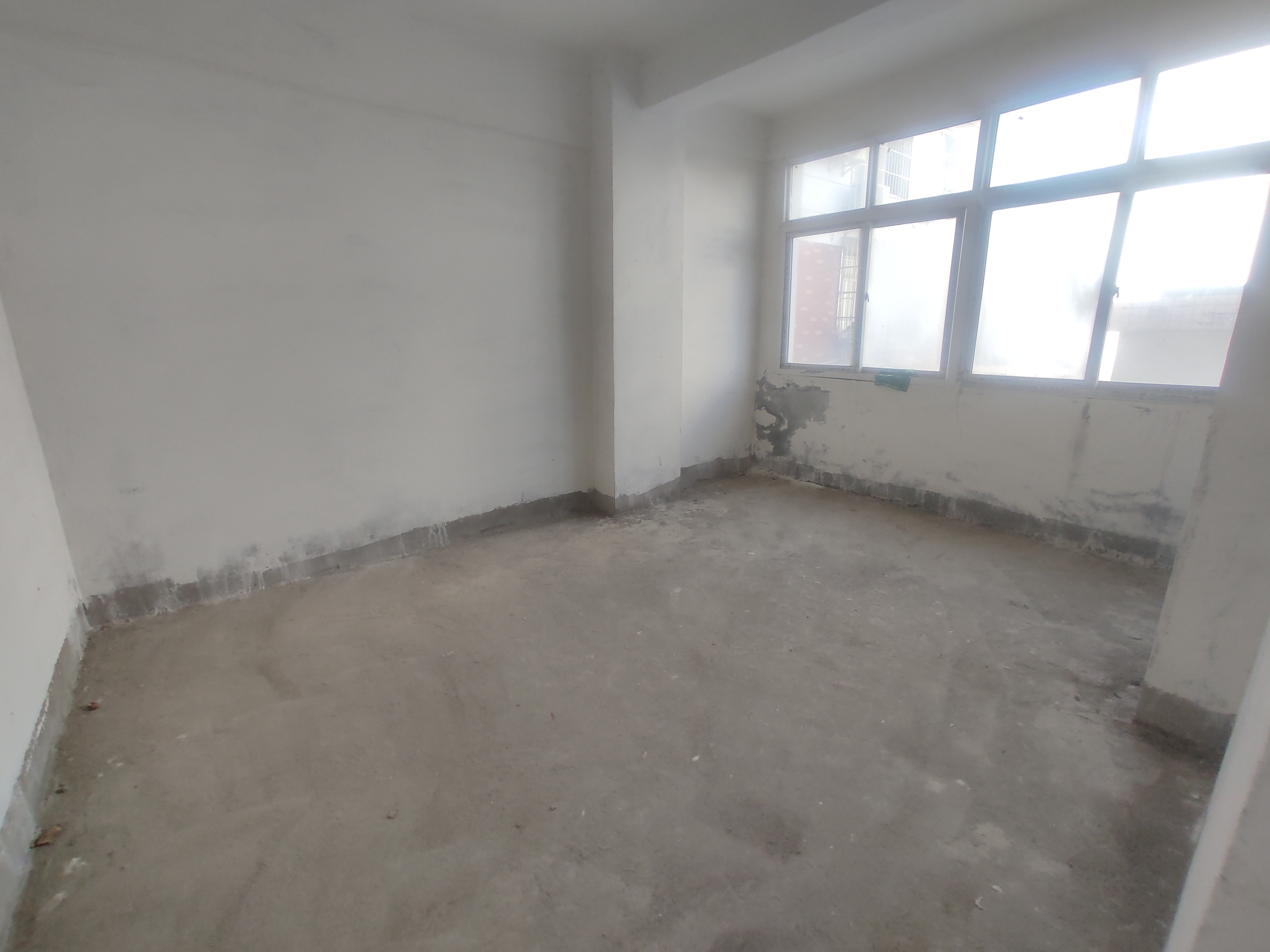 世北春花园电梯三房单嫁只要3800多车站旁出行方便老证看房方便