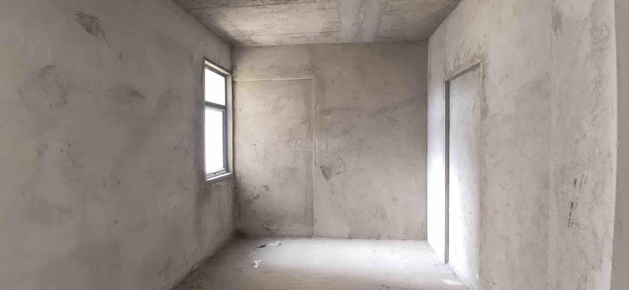 城忠心，老三中附近，康湾一品，满二，等待有缘人