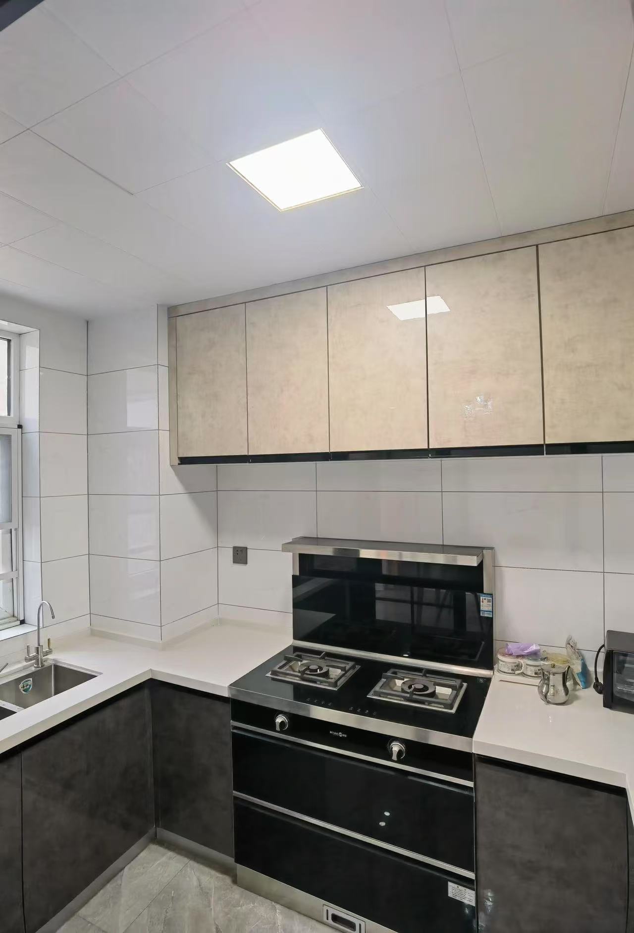 捡漏，城西，锦绣江山，精装三房，中间楼层，装修成色新，证满二